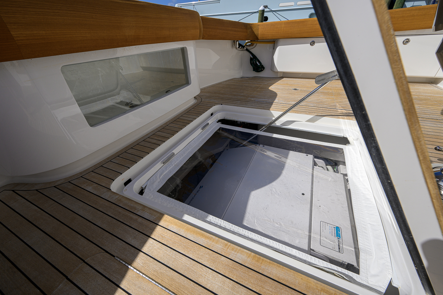 Following Seas yacht photo 45