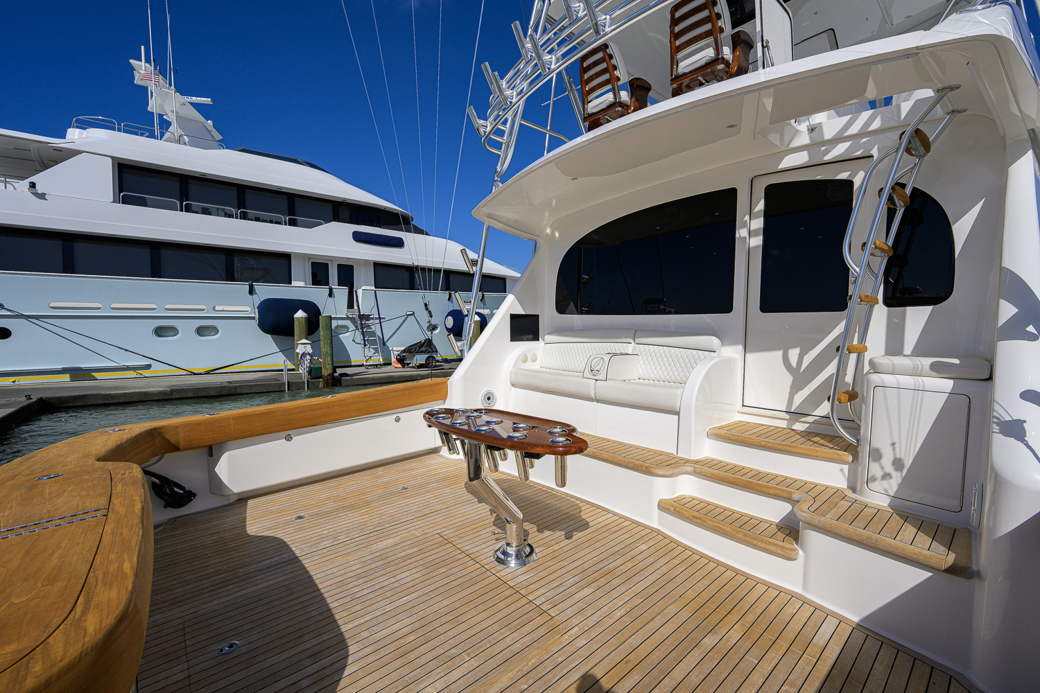 Following Seas yacht photo 38