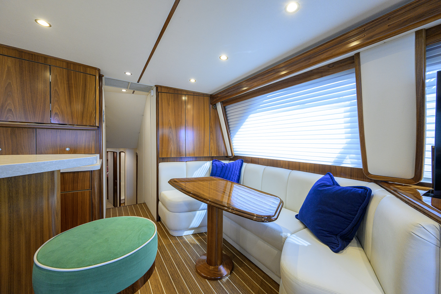 Following Seas yacht photo 76