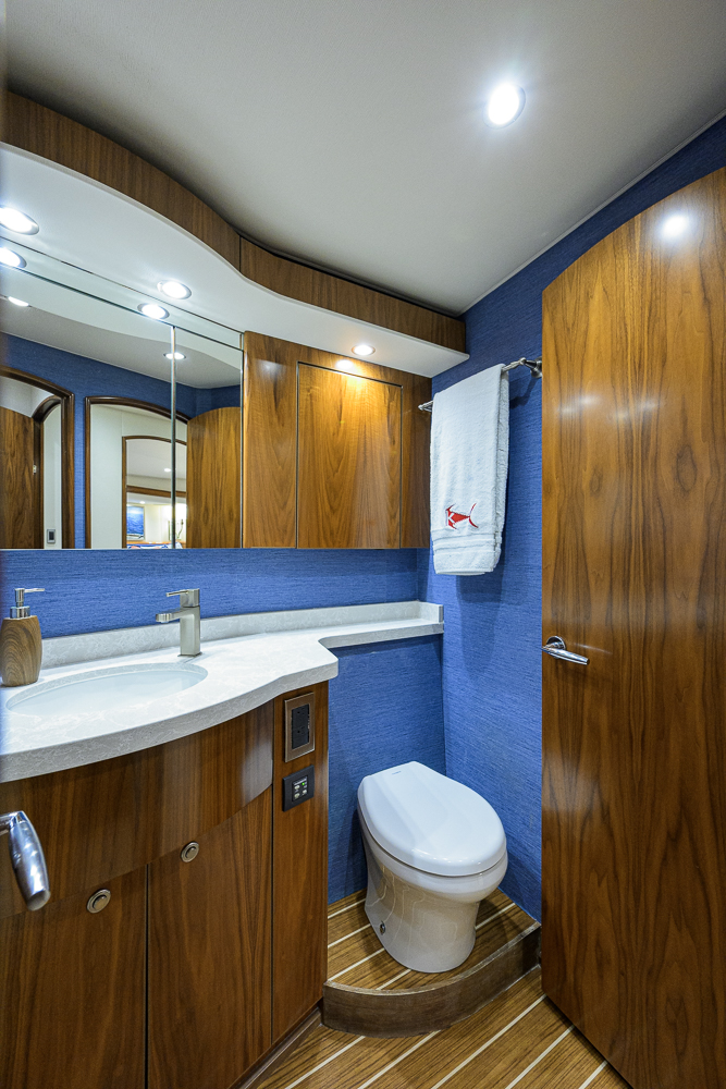 Following Seas yacht photo 86
