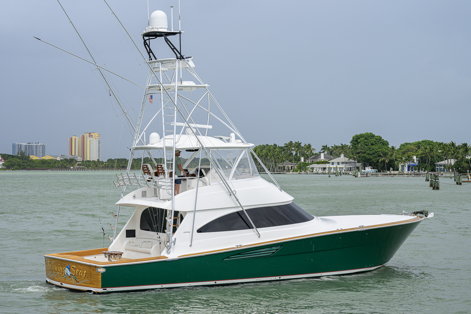 Following Seas yacht photo 14