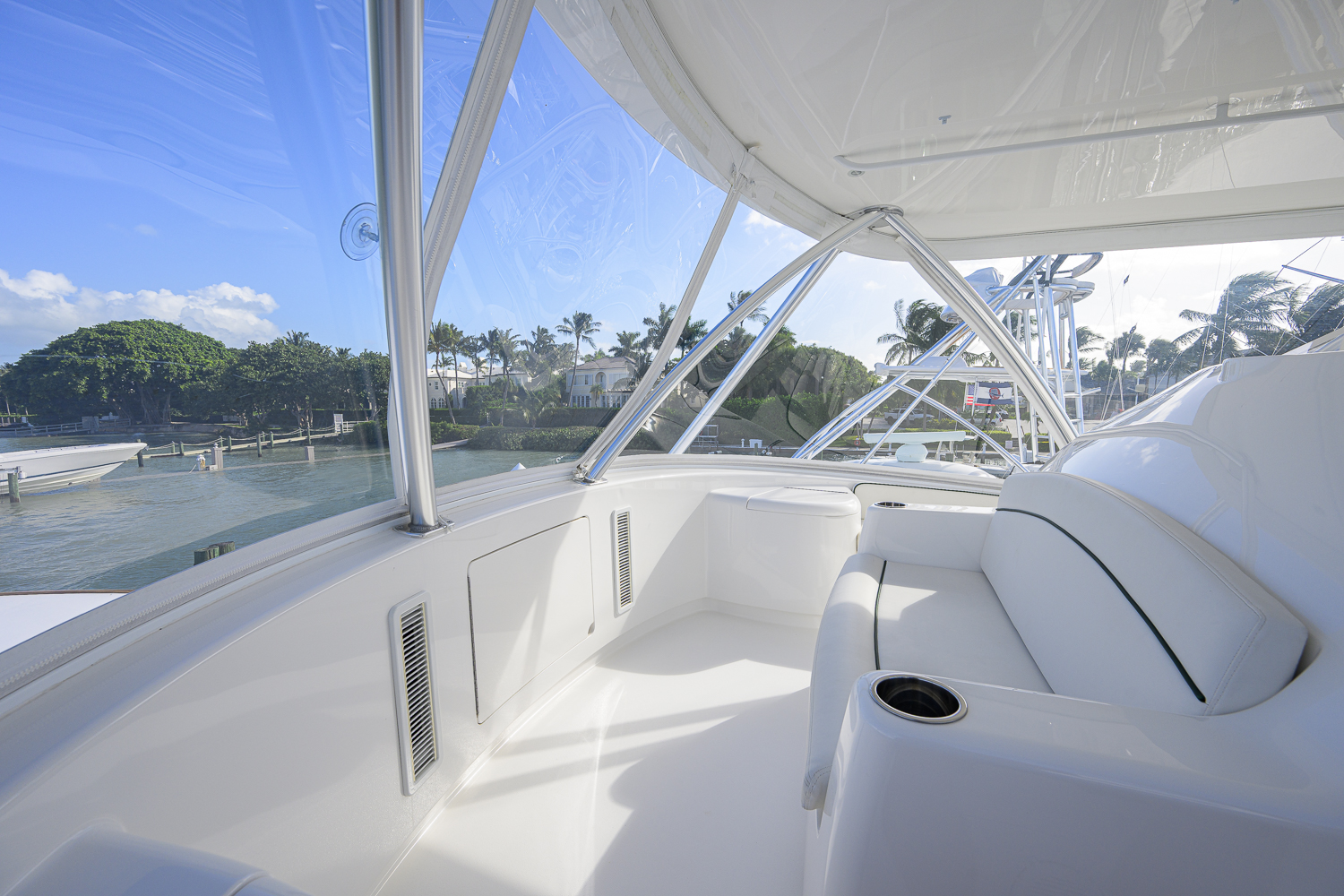 Following Seas yacht photo 33