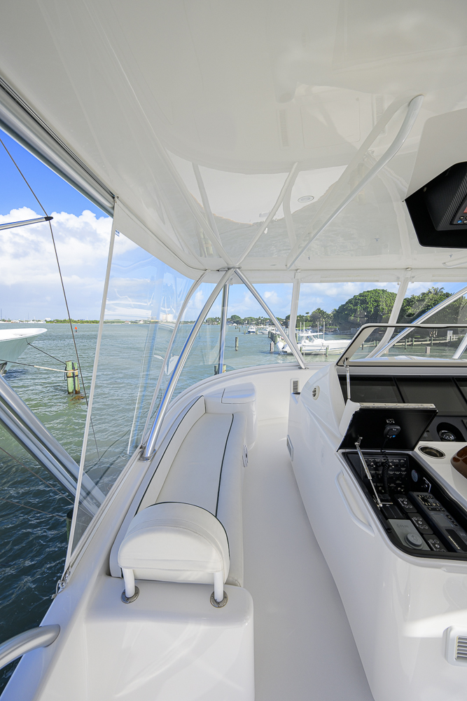 Following Seas yacht photo 35
