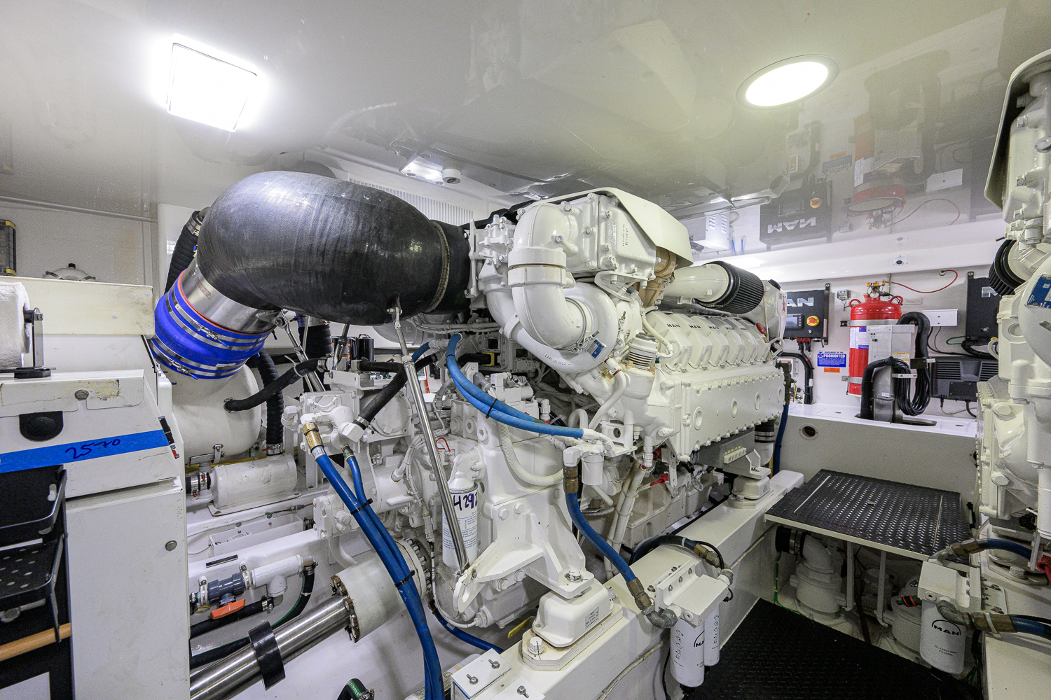 Following Seas yacht photo 51