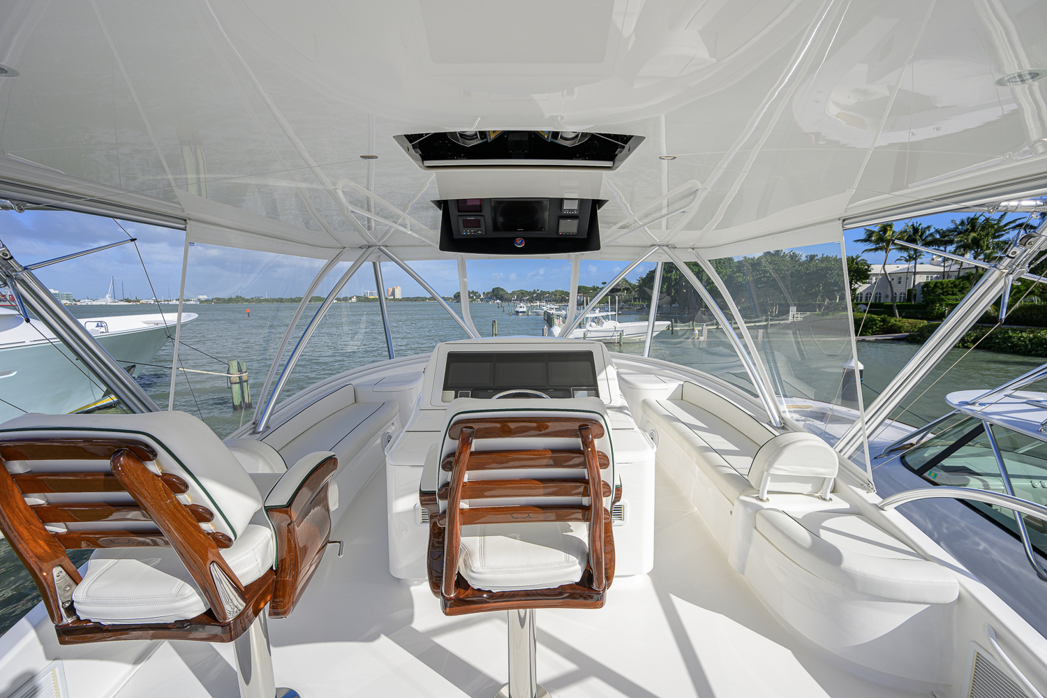 Following Seas yacht photo 22