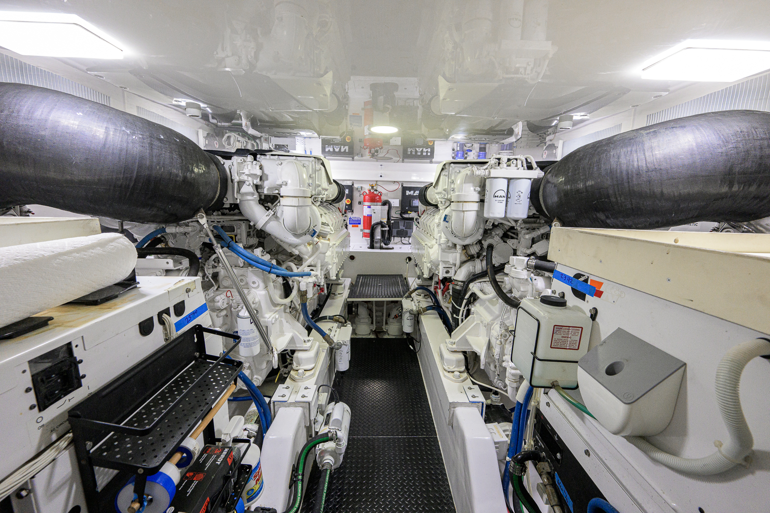 Following Seas yacht photo 48