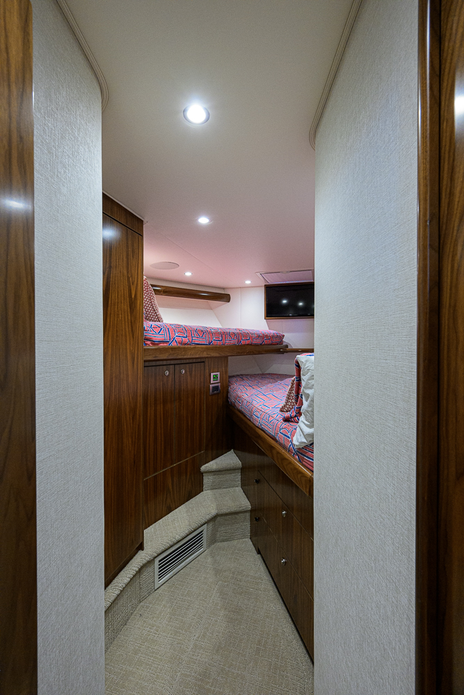 Following Seas yacht photo 78