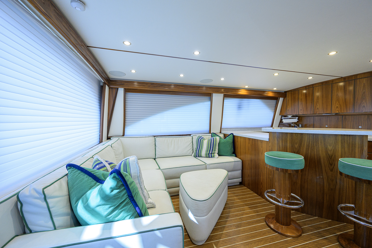 Following Seas yacht photo 62