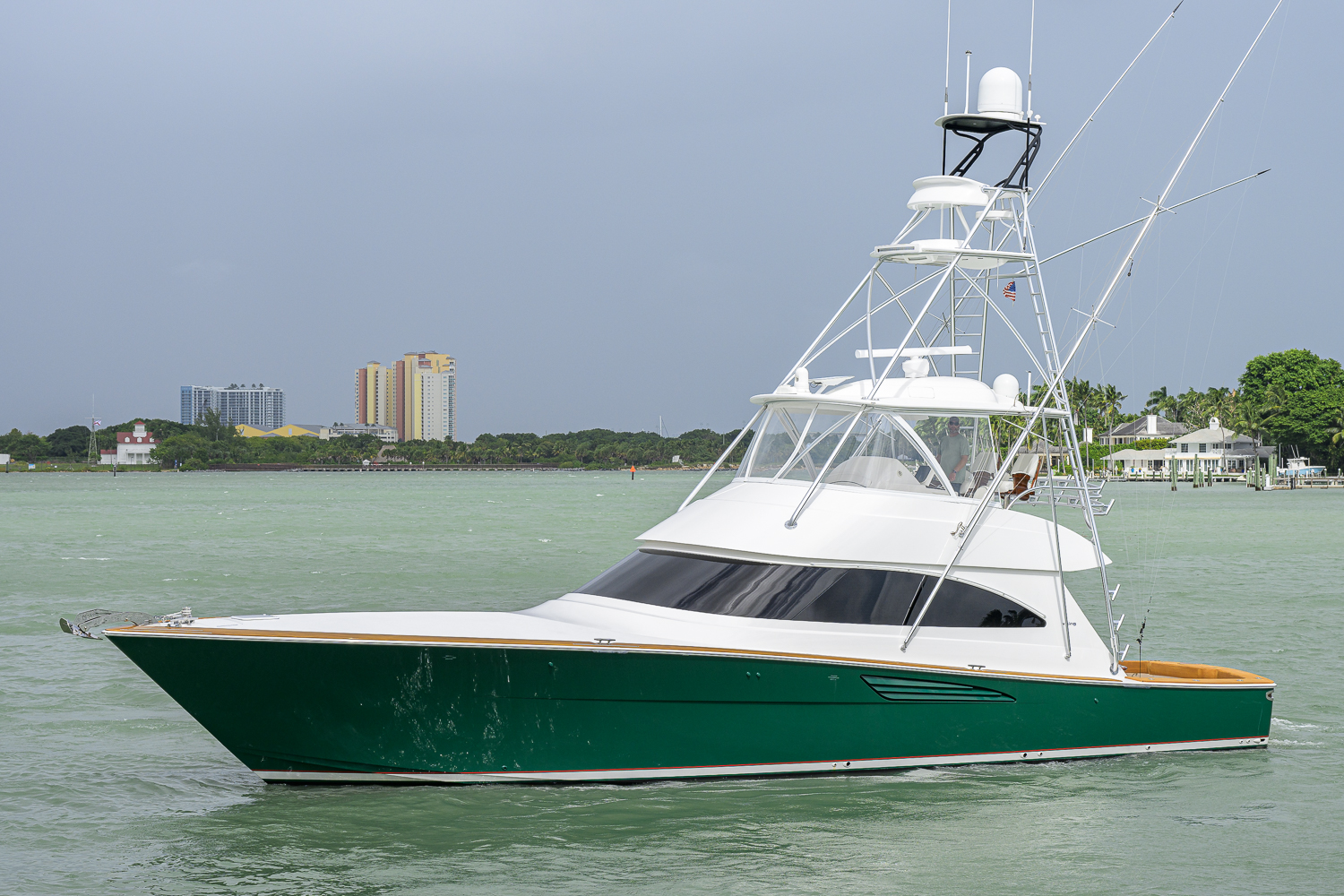 Following Seas yacht photo 7
