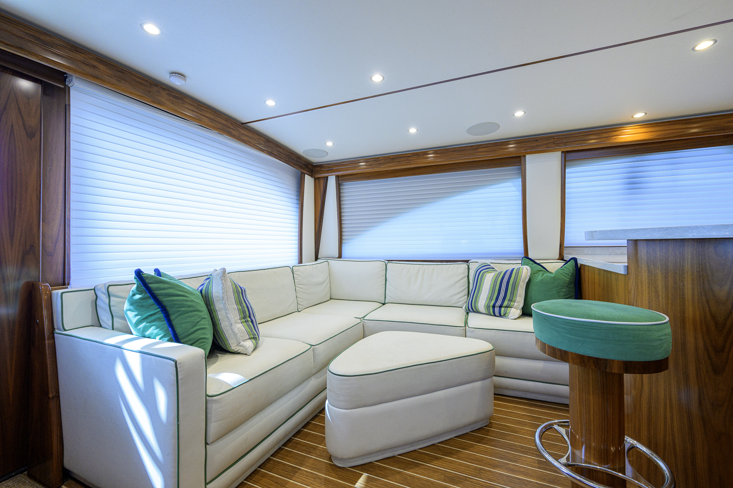 Following Seas yacht photo 64