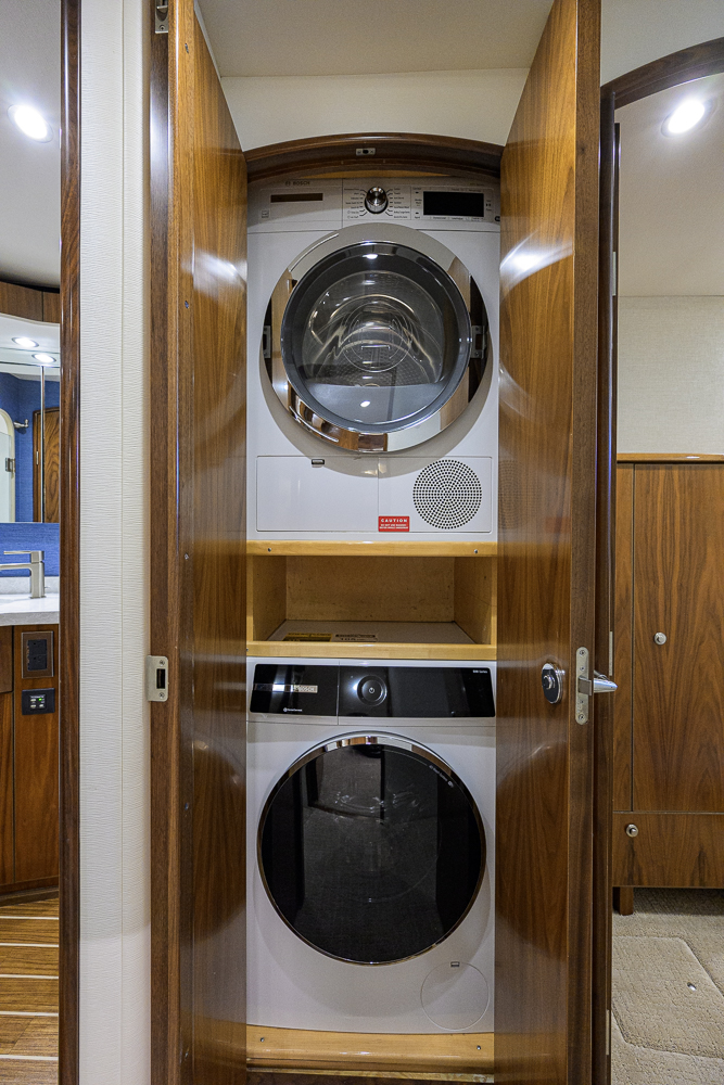 Following Seas yacht photo 100