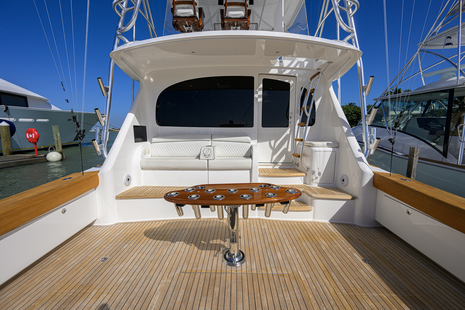 Following Seas yacht photo 39