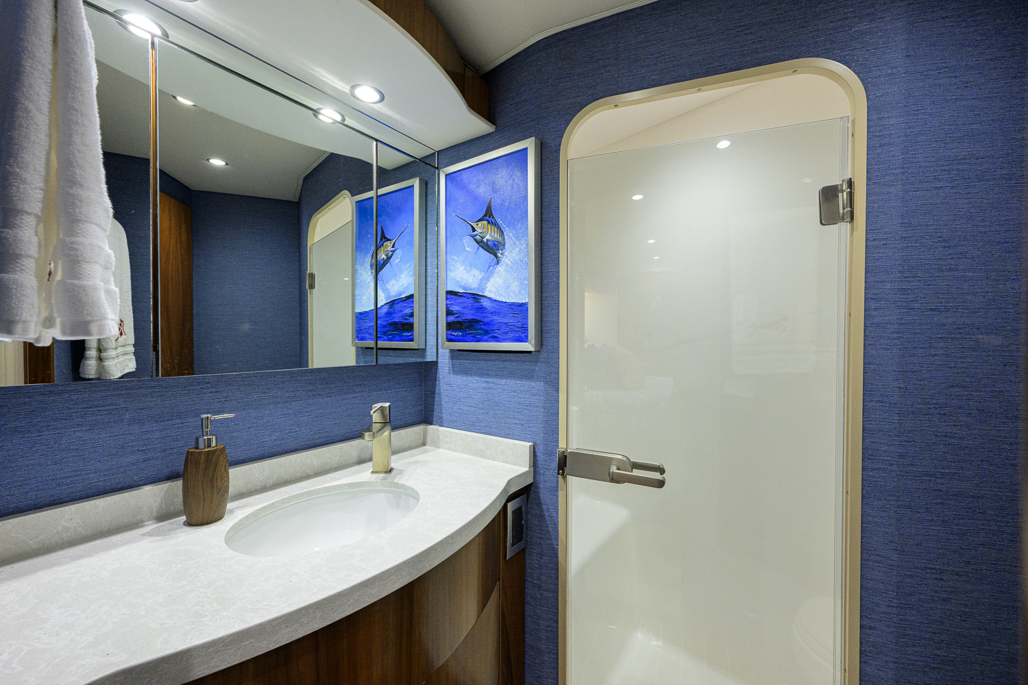 Following Seas yacht photo 98