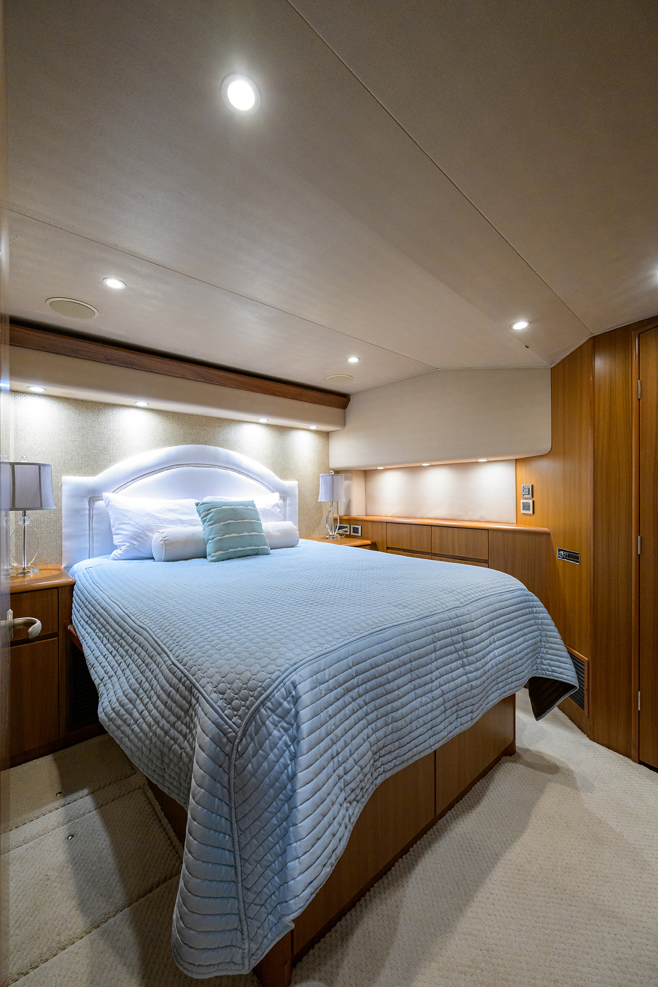 Pryorities yacht photo 86