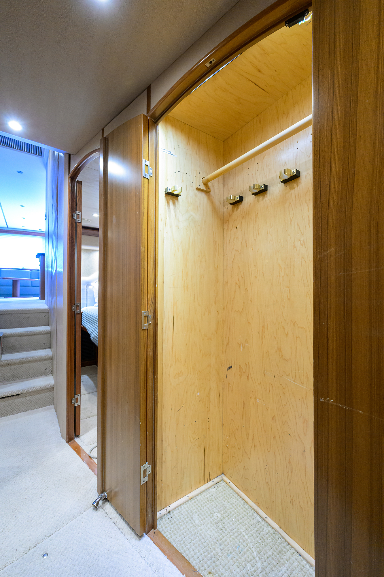 Pryorities yacht photo 97