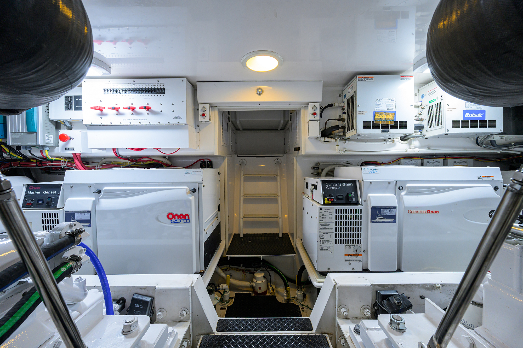 Pryorities yacht photo 51