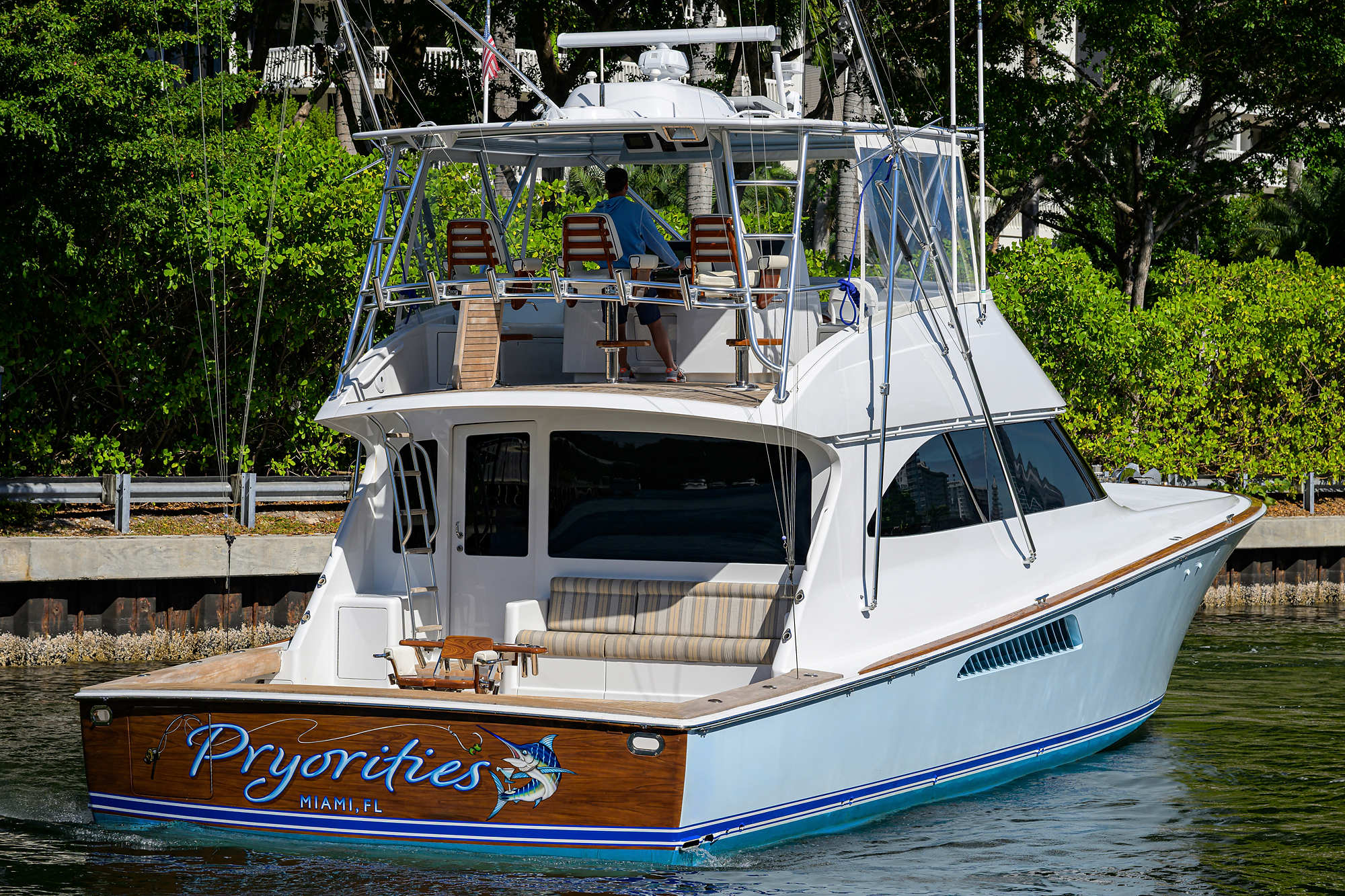 Pryorities yacht photo 13