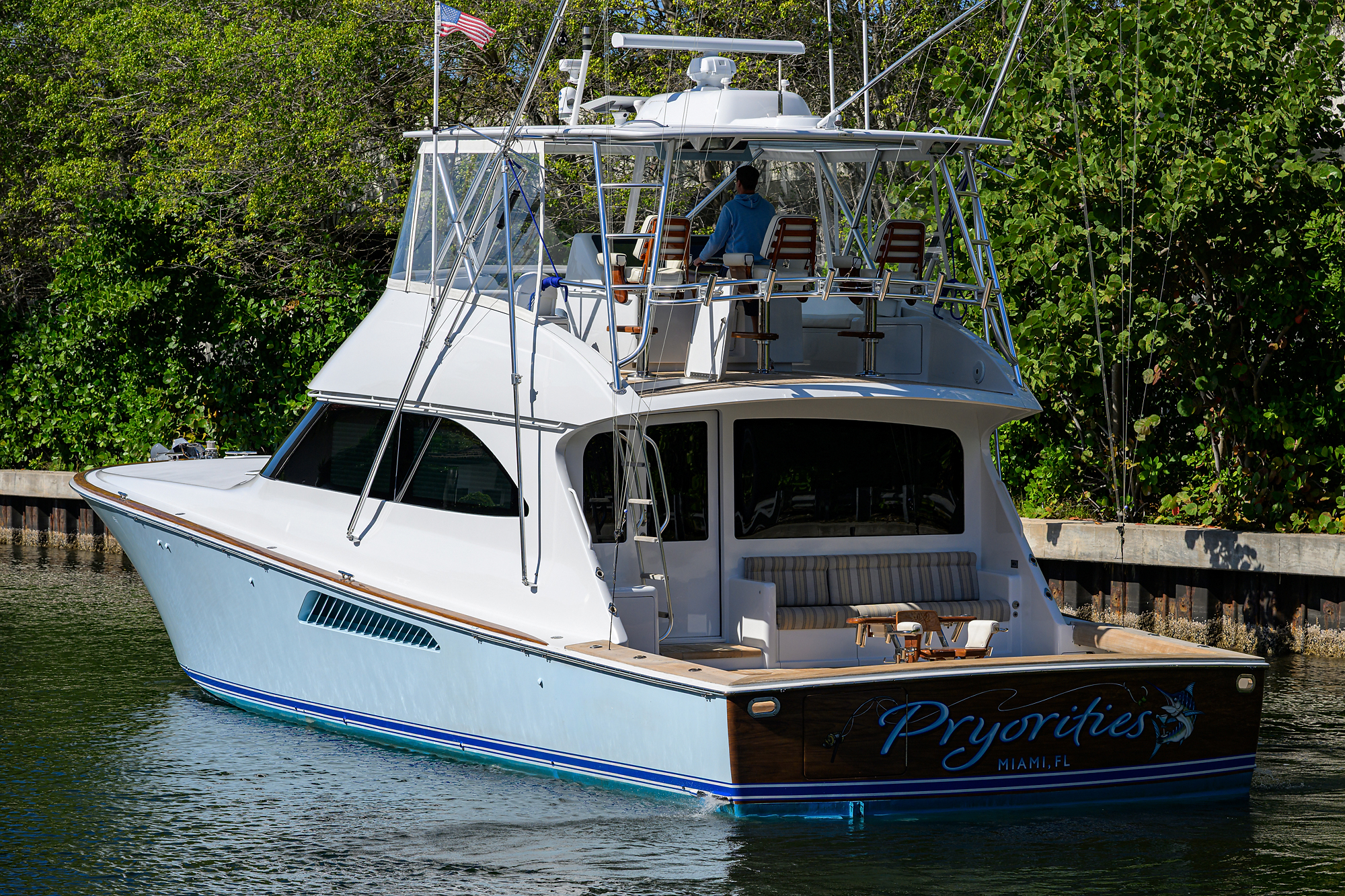 Pryorities yacht photo 11