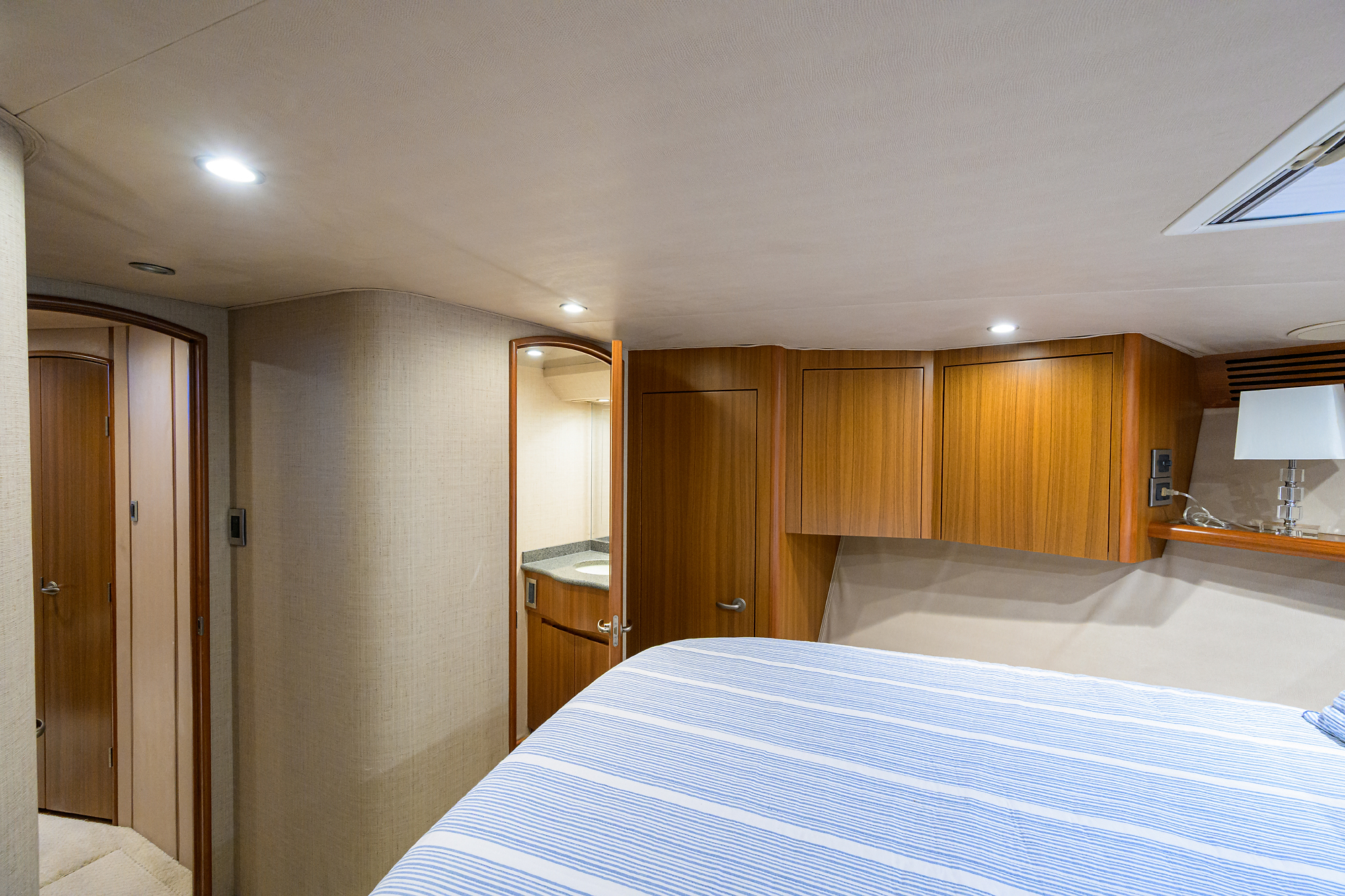 Pryorities yacht photo 69