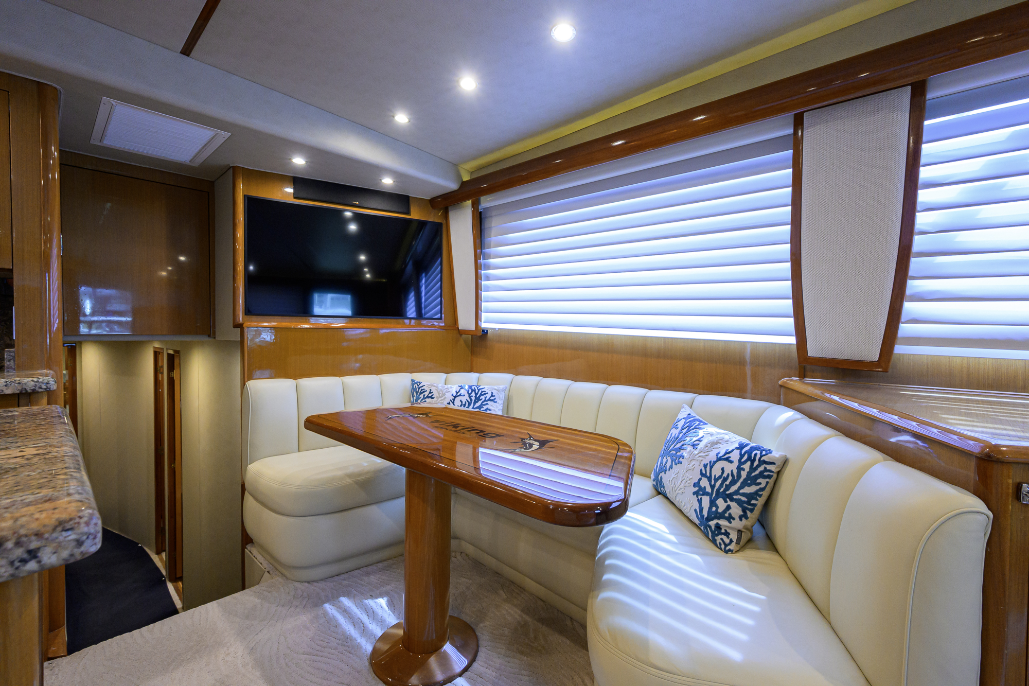 One Step Ahead yacht photo 83