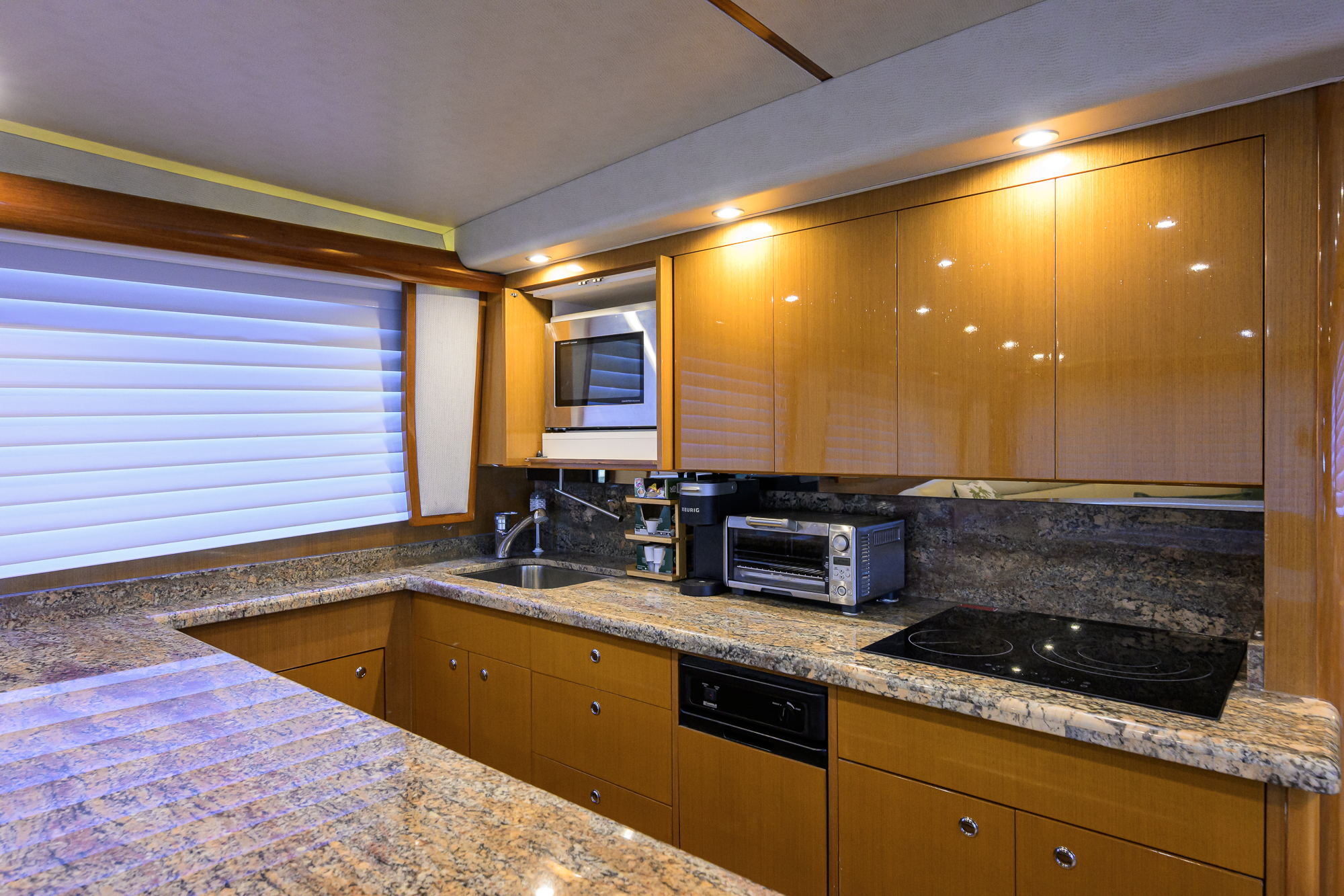 One Step Ahead yacht photo 80