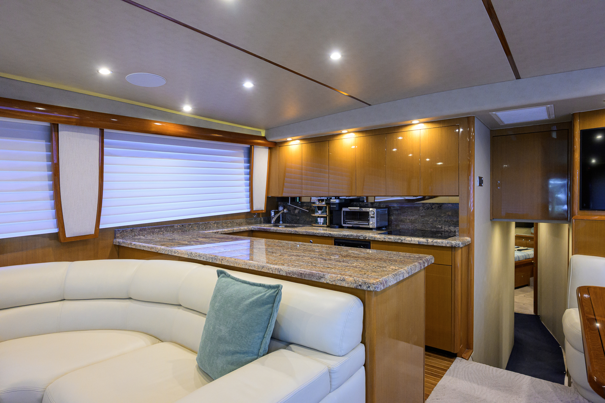 One Step Ahead yacht photo 78