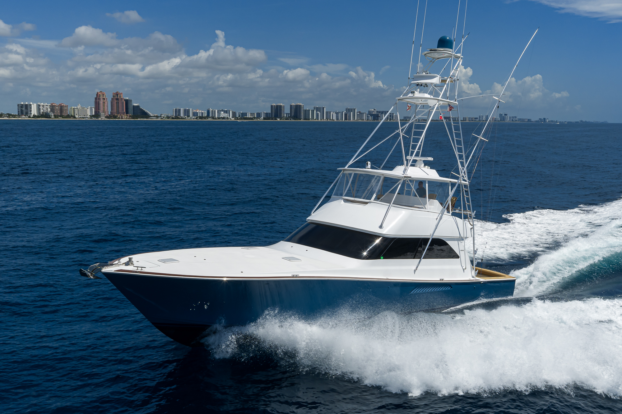 One Step Ahead yacht photo 29
