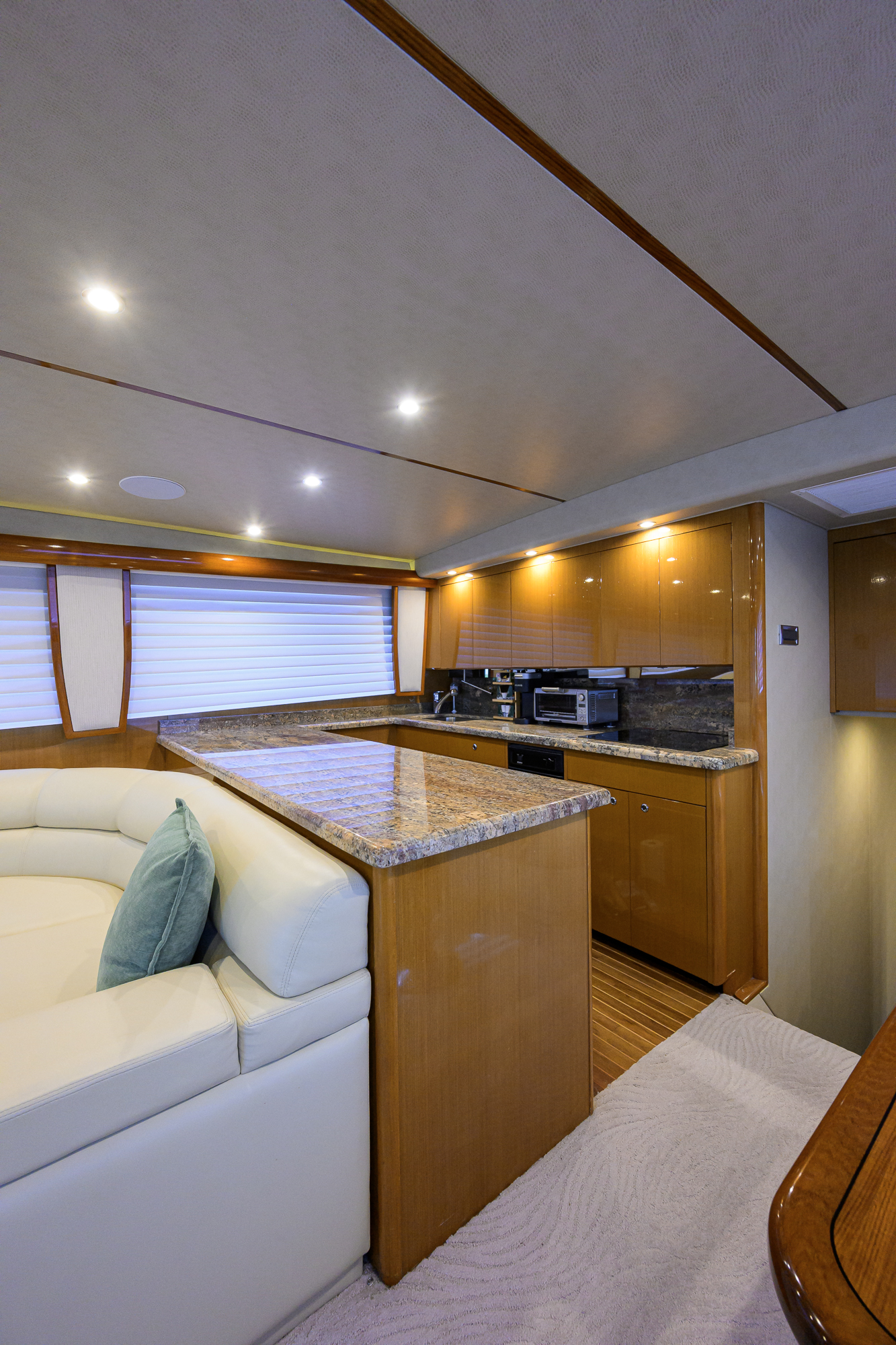 One Step Ahead yacht photo 79