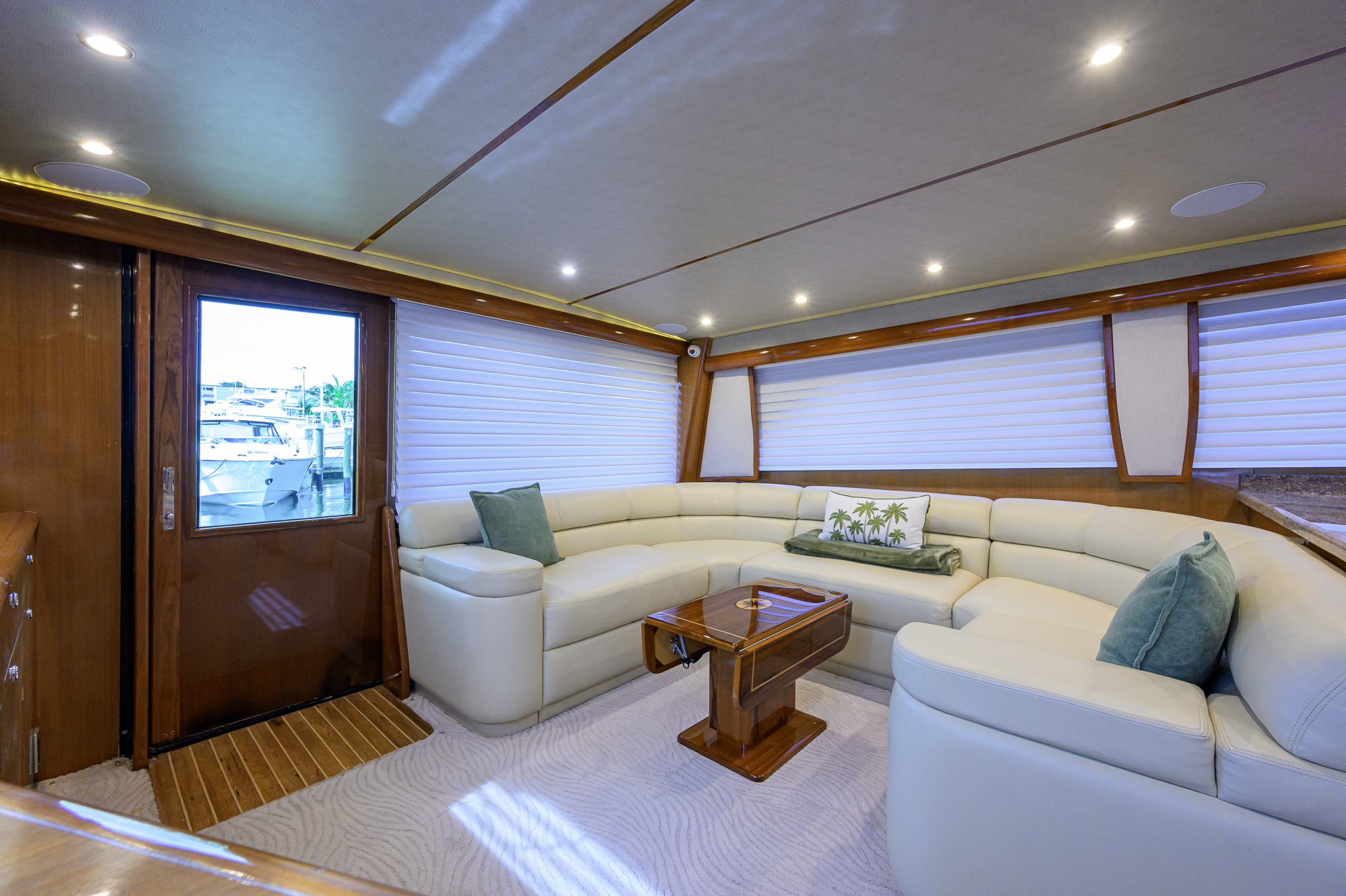One Step Ahead yacht photo 75