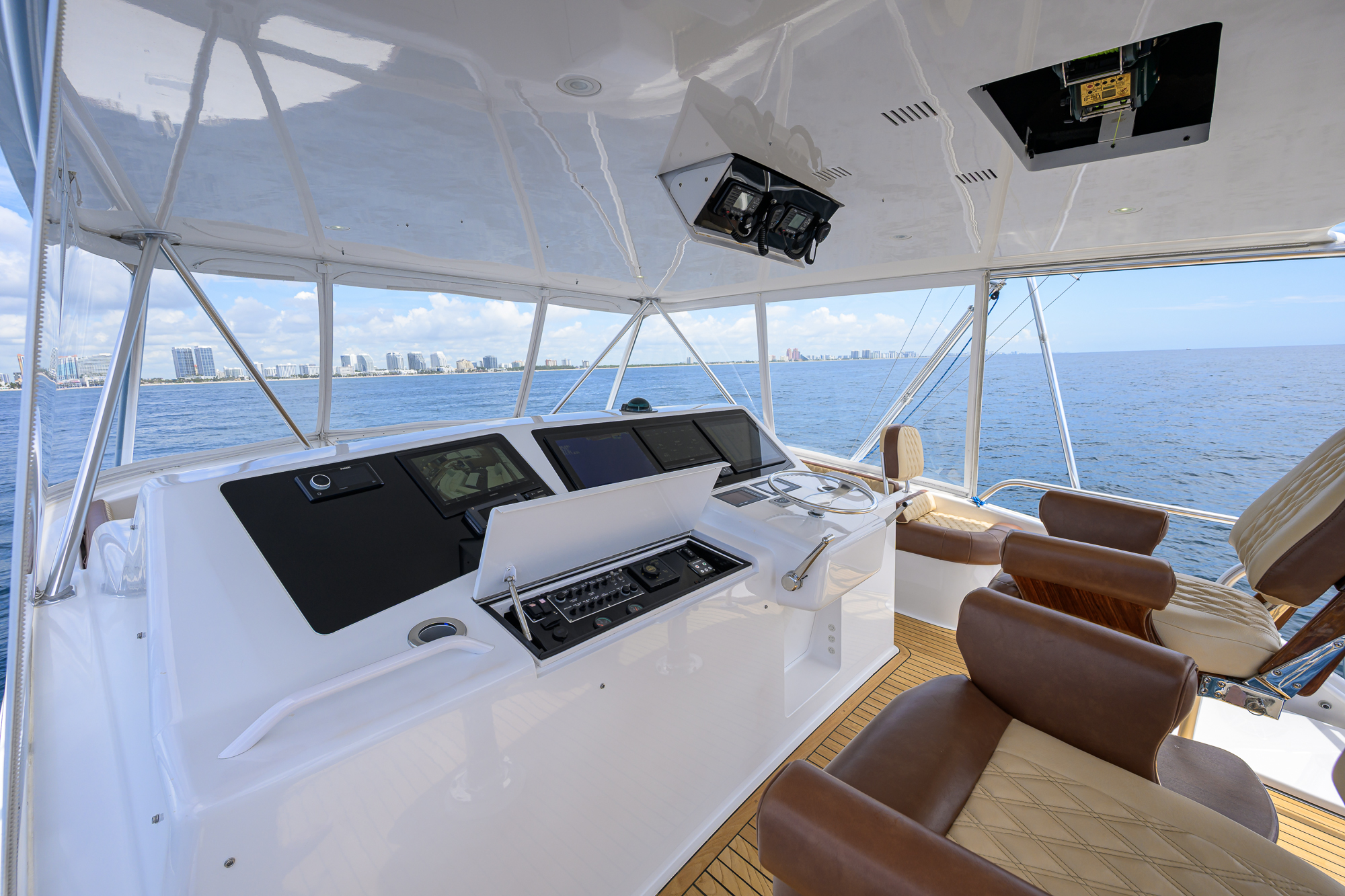 One Step Ahead yacht photo 39