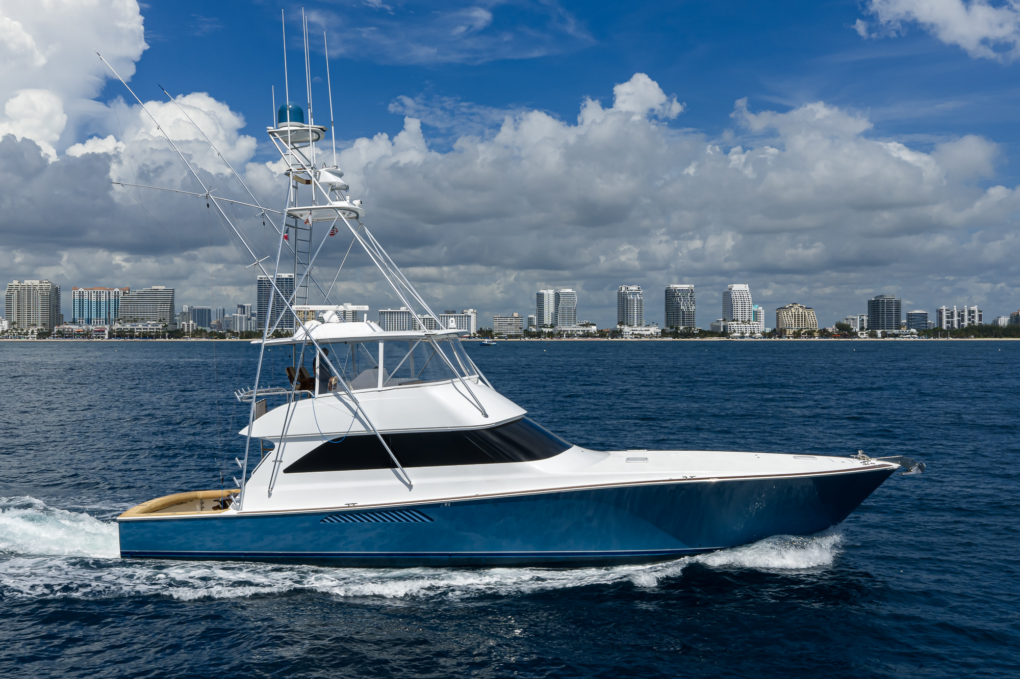 One Step Ahead yacht photo 1