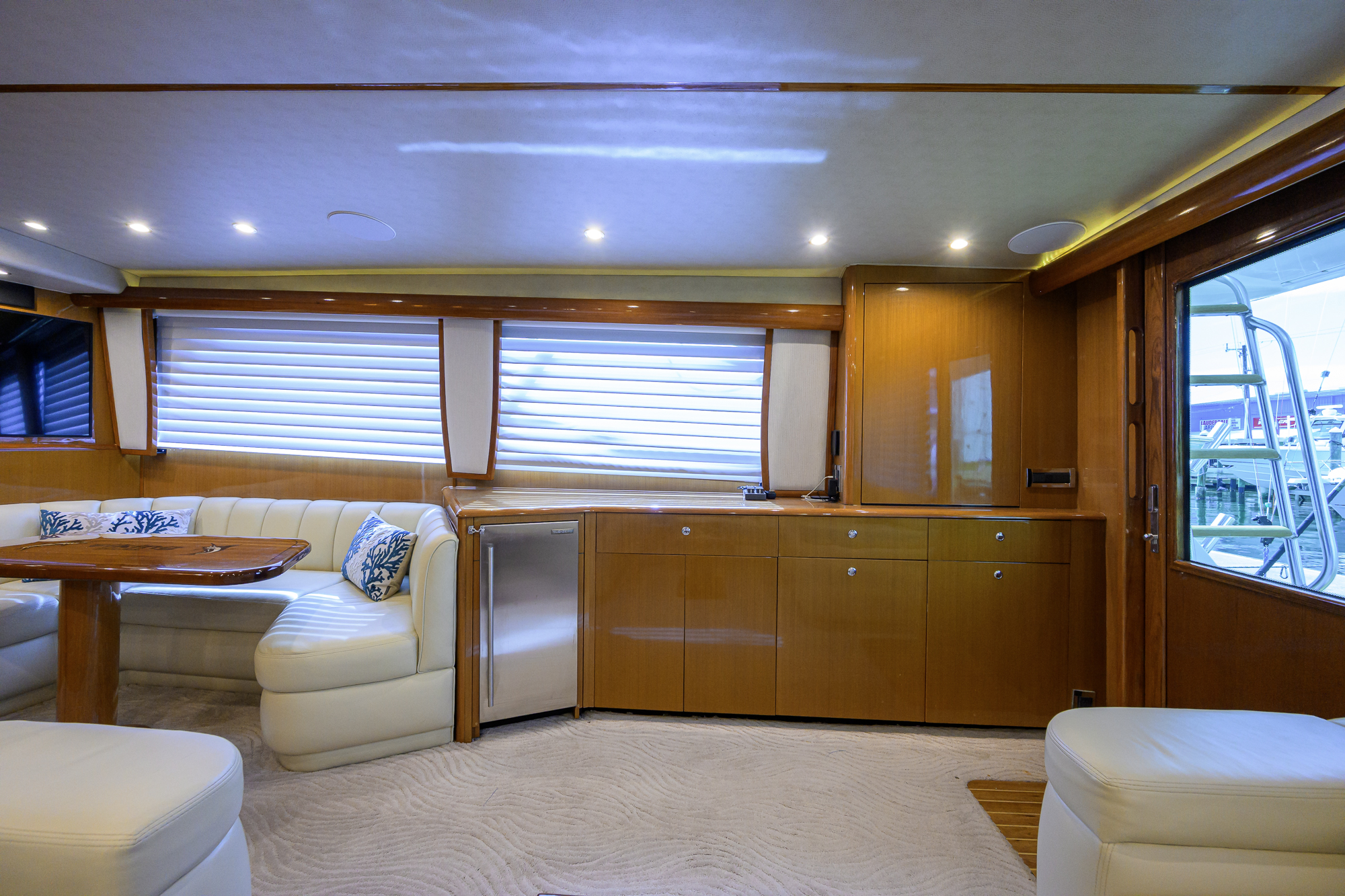 One Step Ahead yacht photo 77