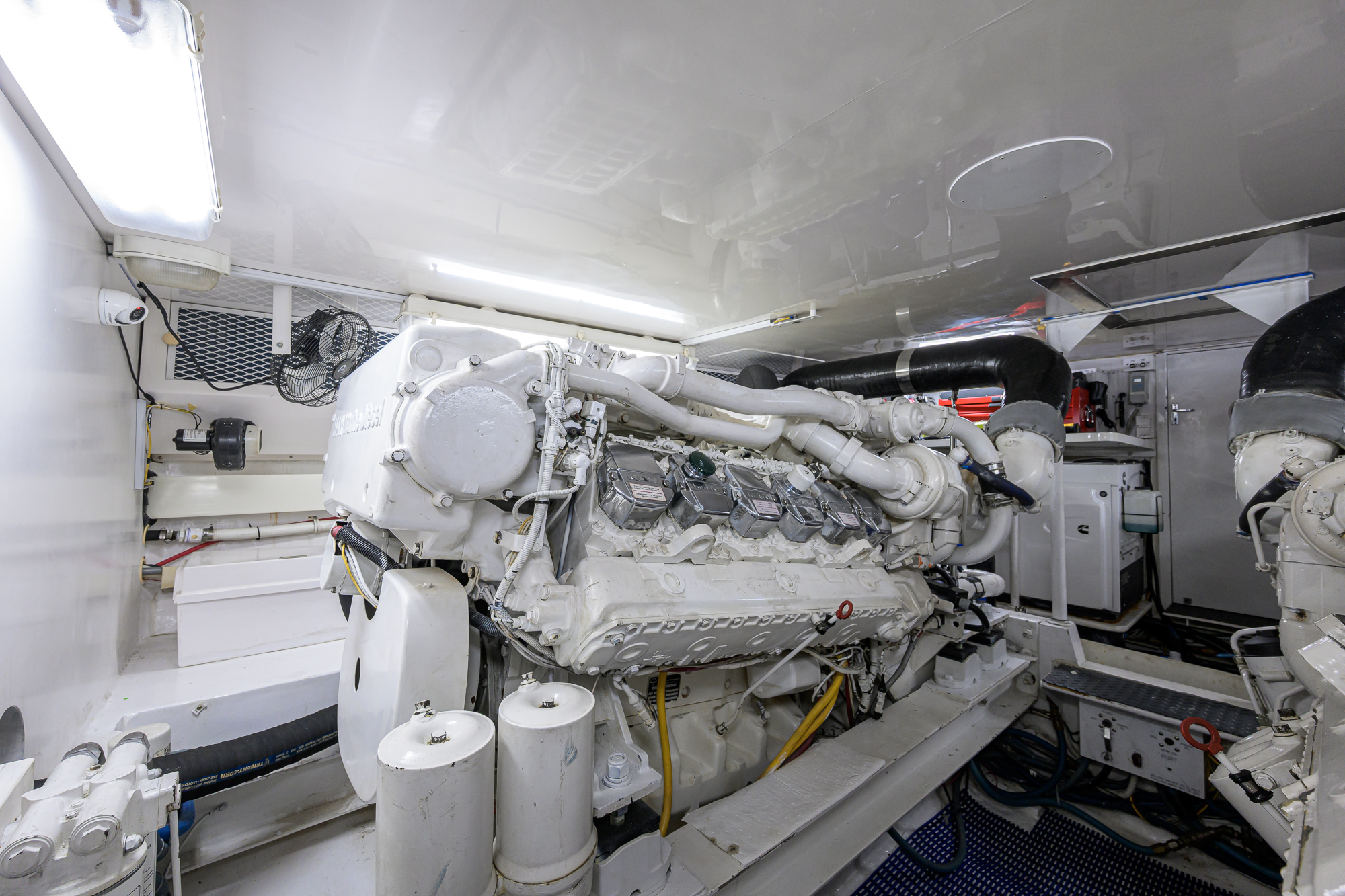 One Step Ahead yacht photo 64