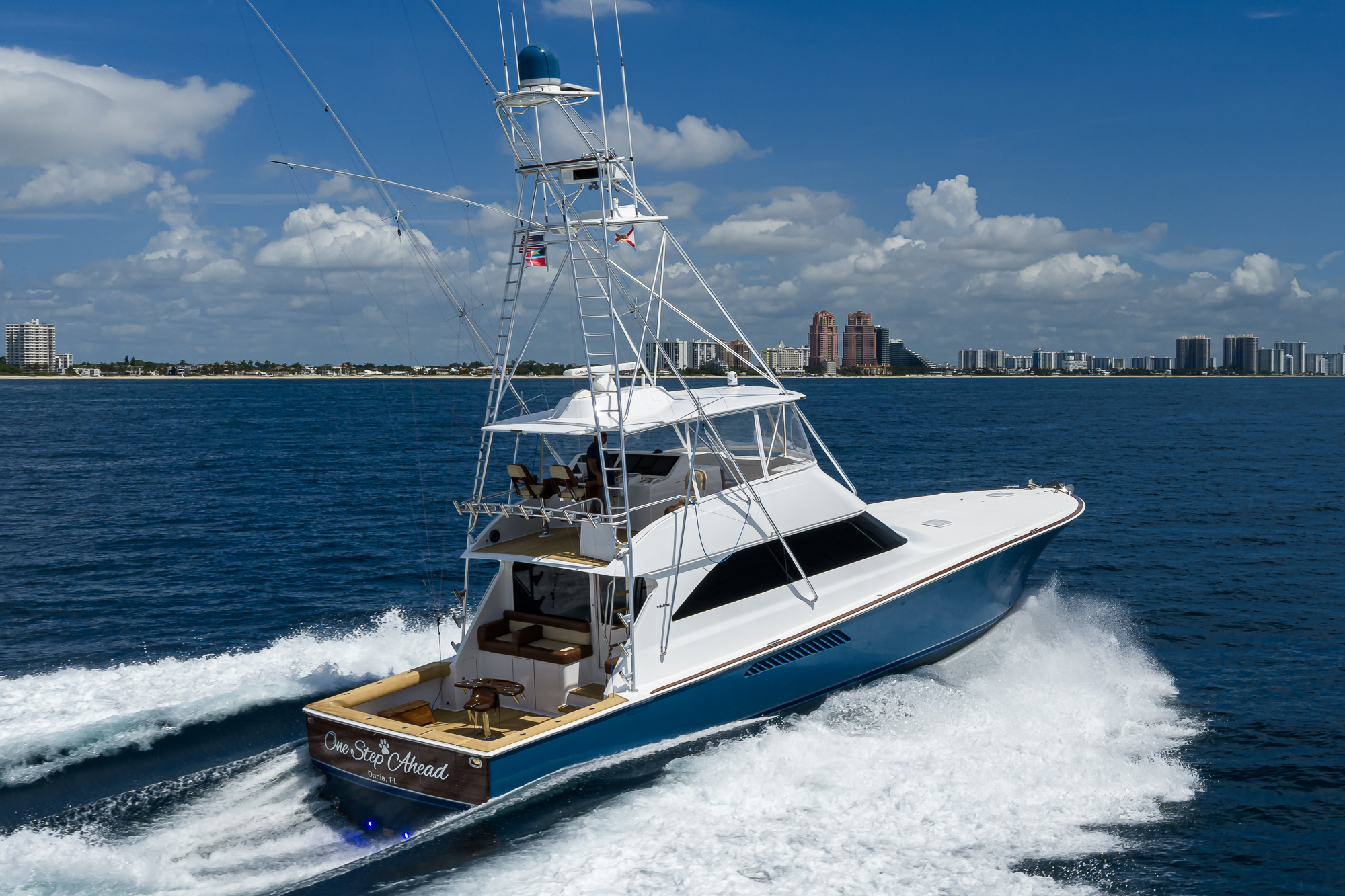 One Step Ahead yacht photo 25