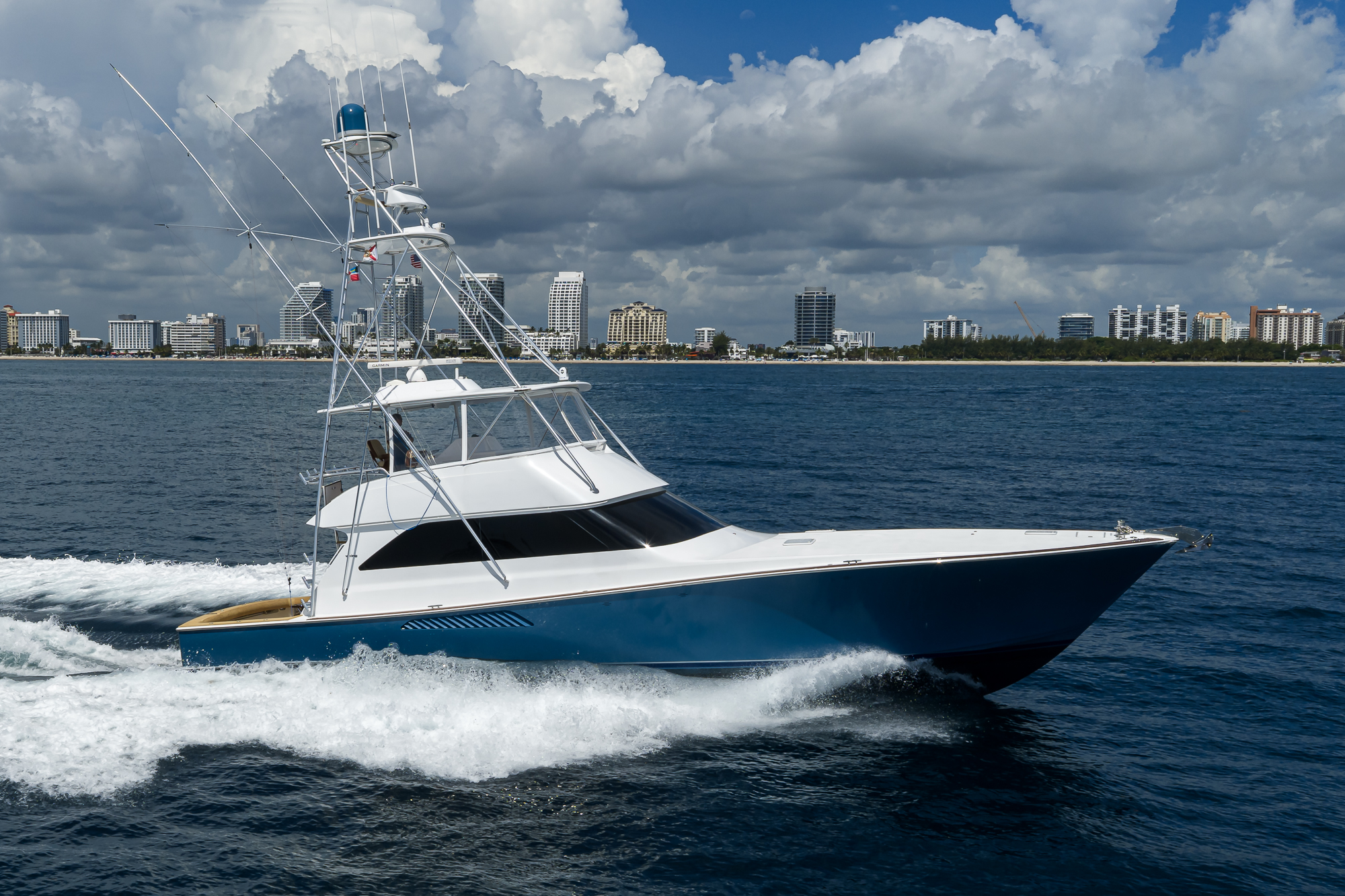 One Step Ahead yacht photo 21