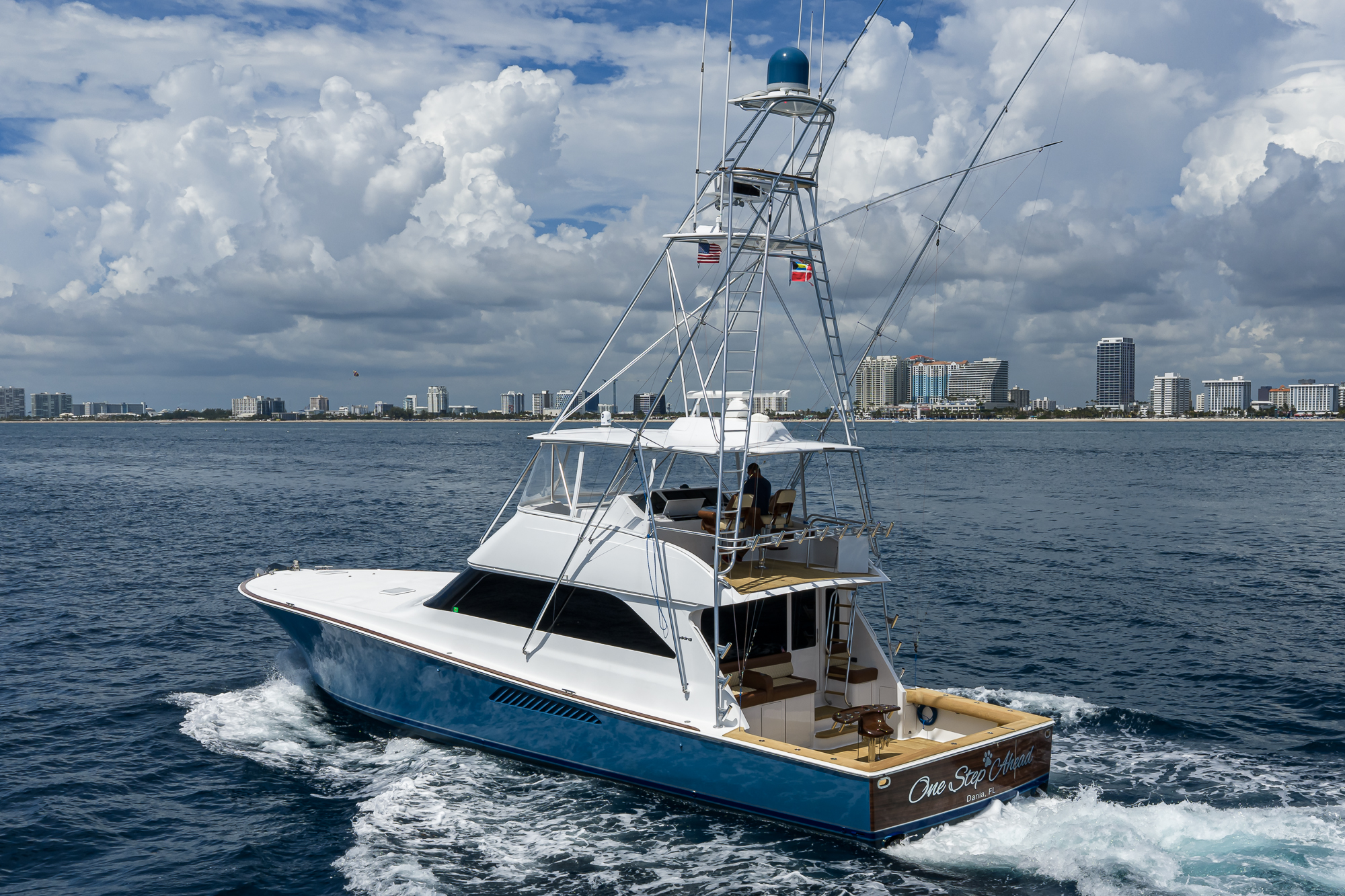 One Step Ahead yacht photo 11