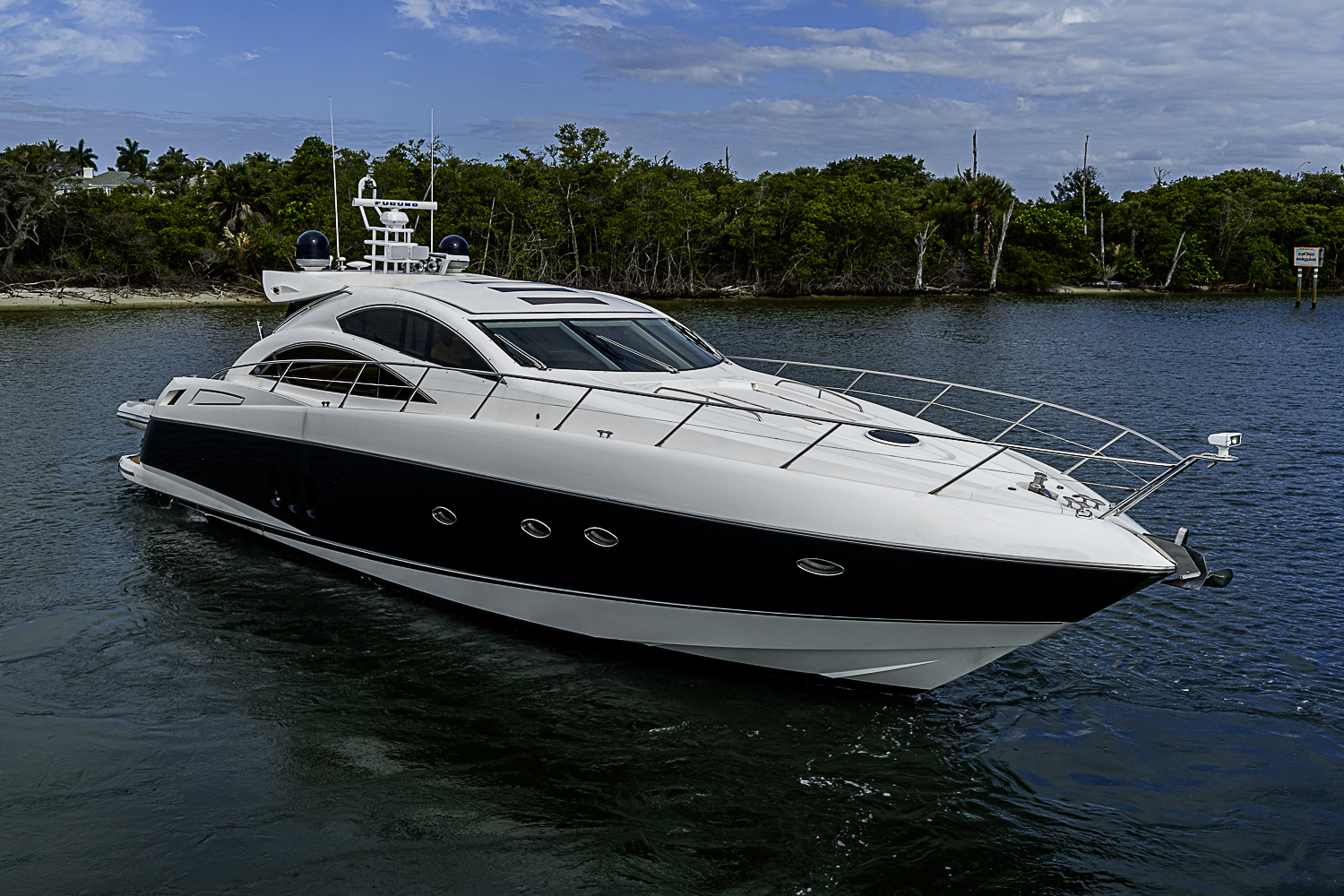 Eagle II yacht photo 17