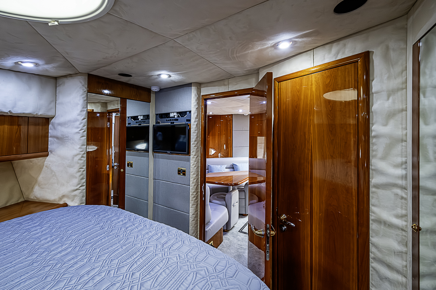 Eagle II yacht photo 95