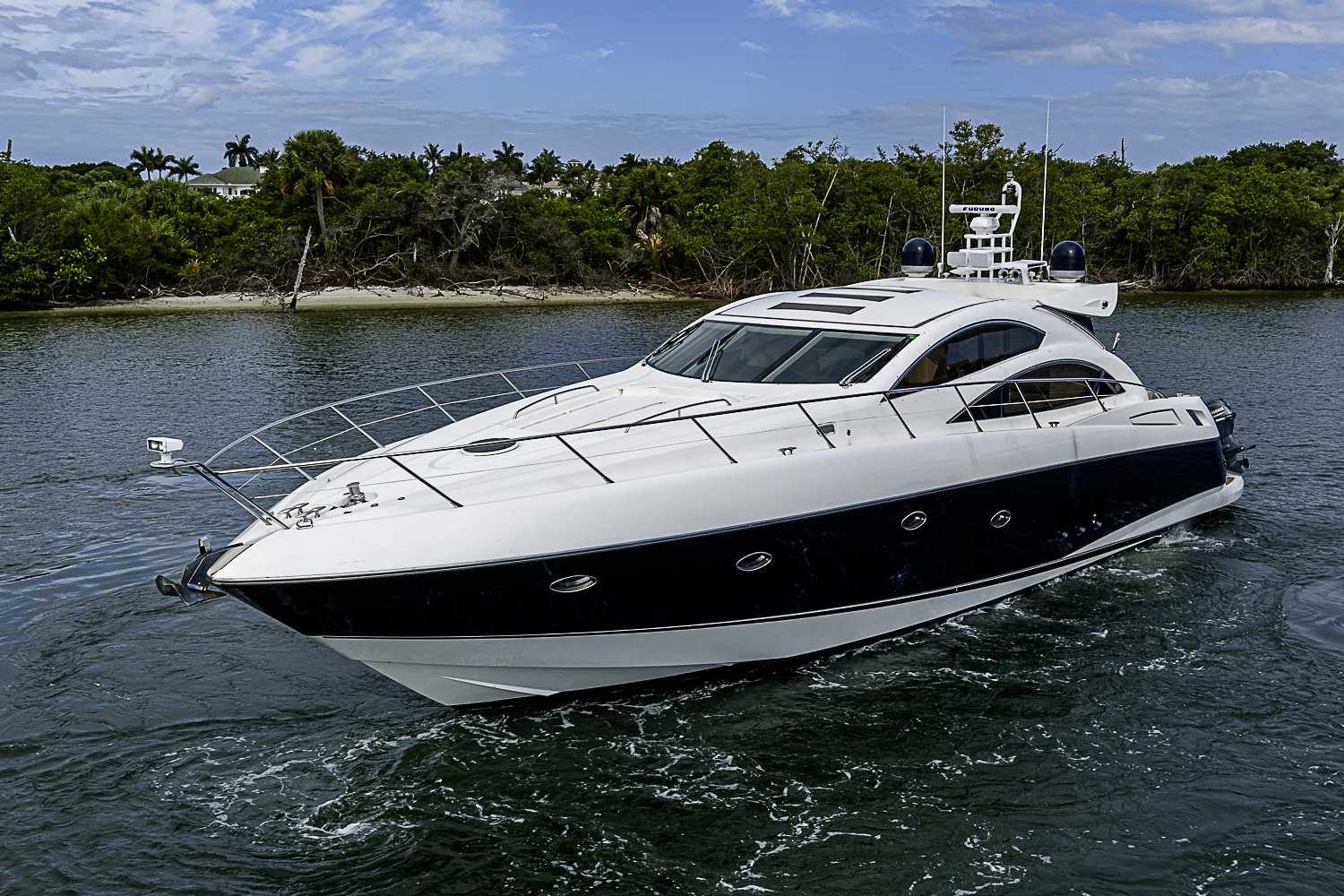 Eagle II yacht photo 14