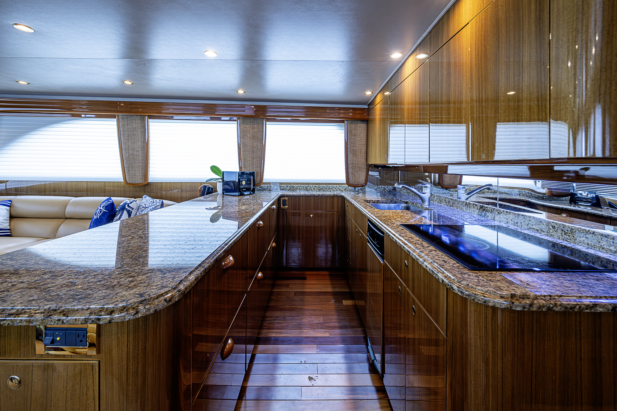 Big Blue yacht photo 92