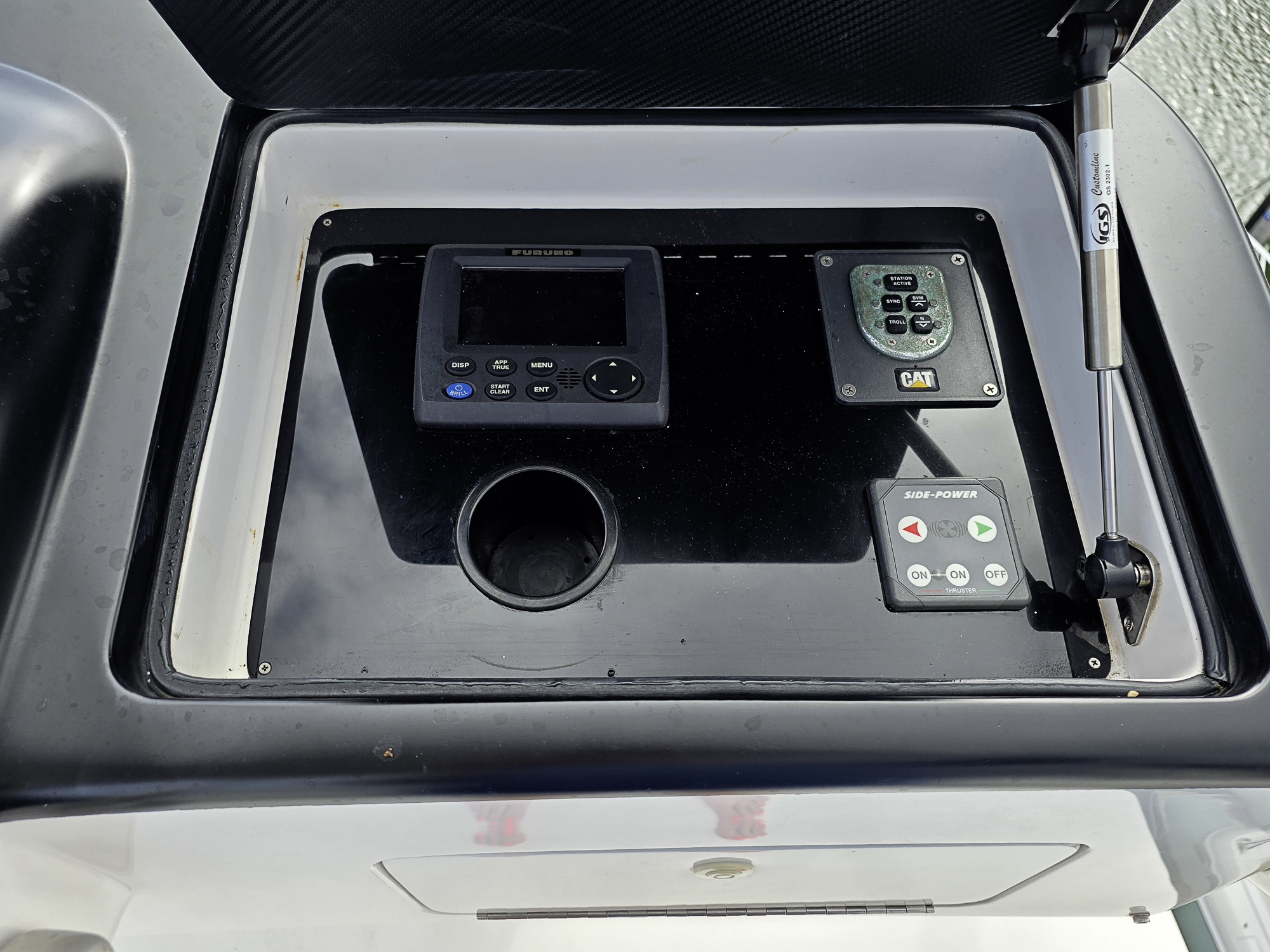 Big Blue yacht photo 26