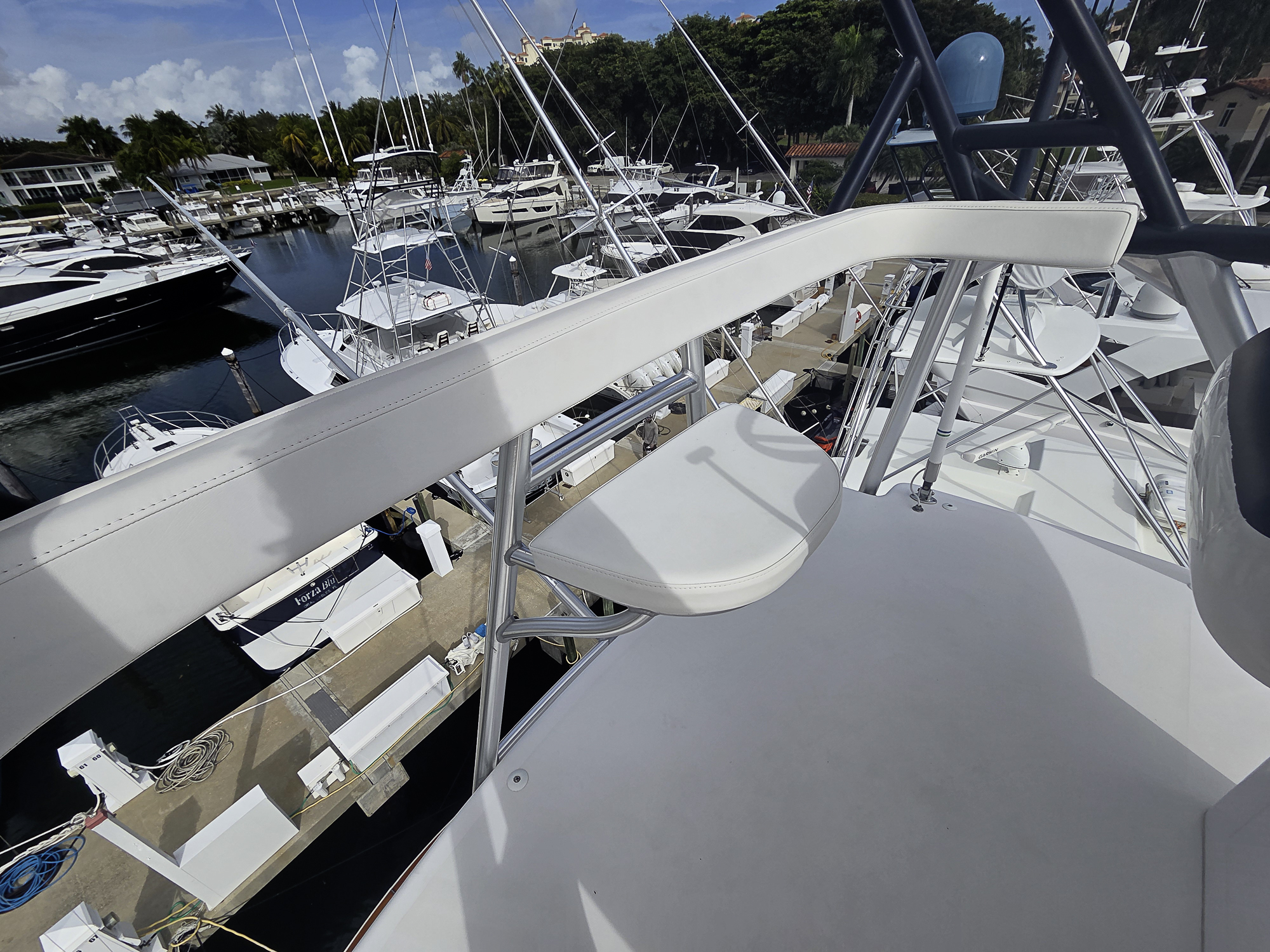 Big Blue yacht photo 29