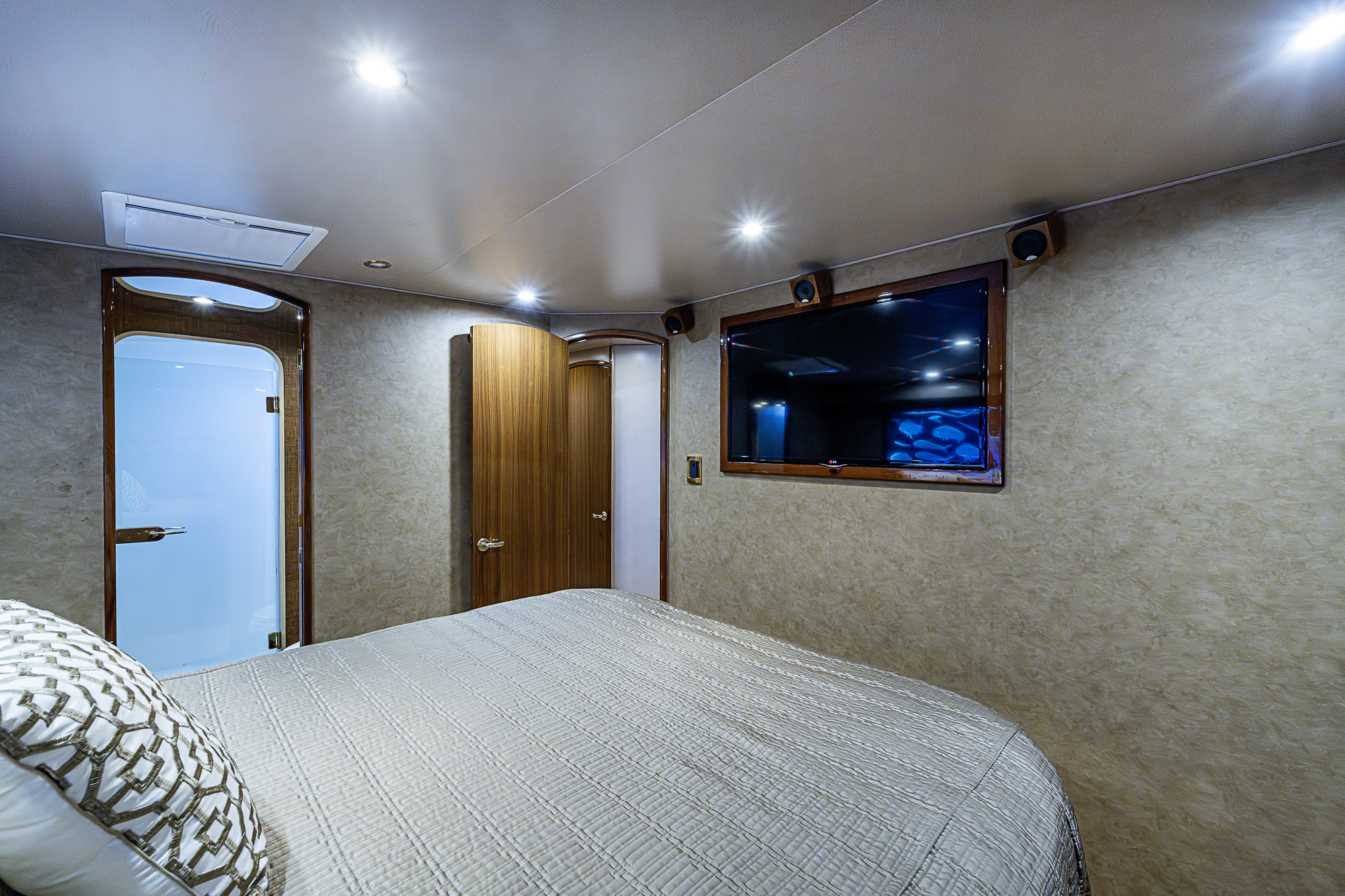 Big Blue yacht photo 110