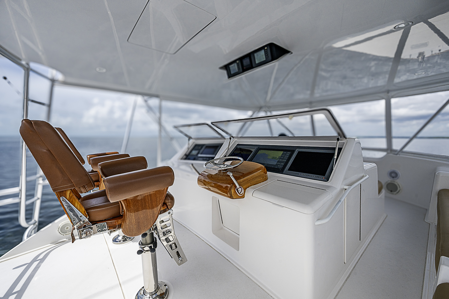 Big Blue yacht photo 30