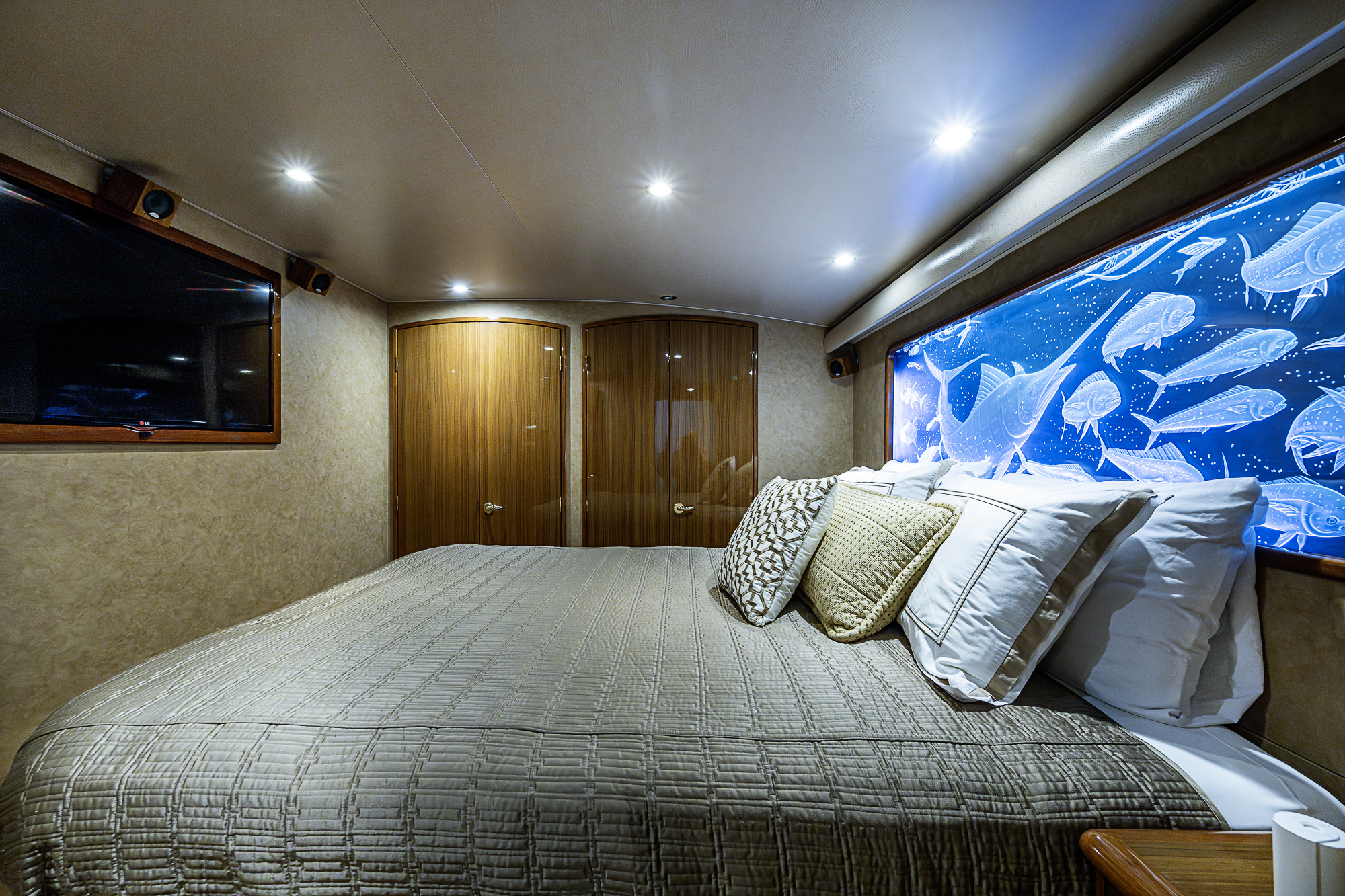Big Blue yacht photo 112