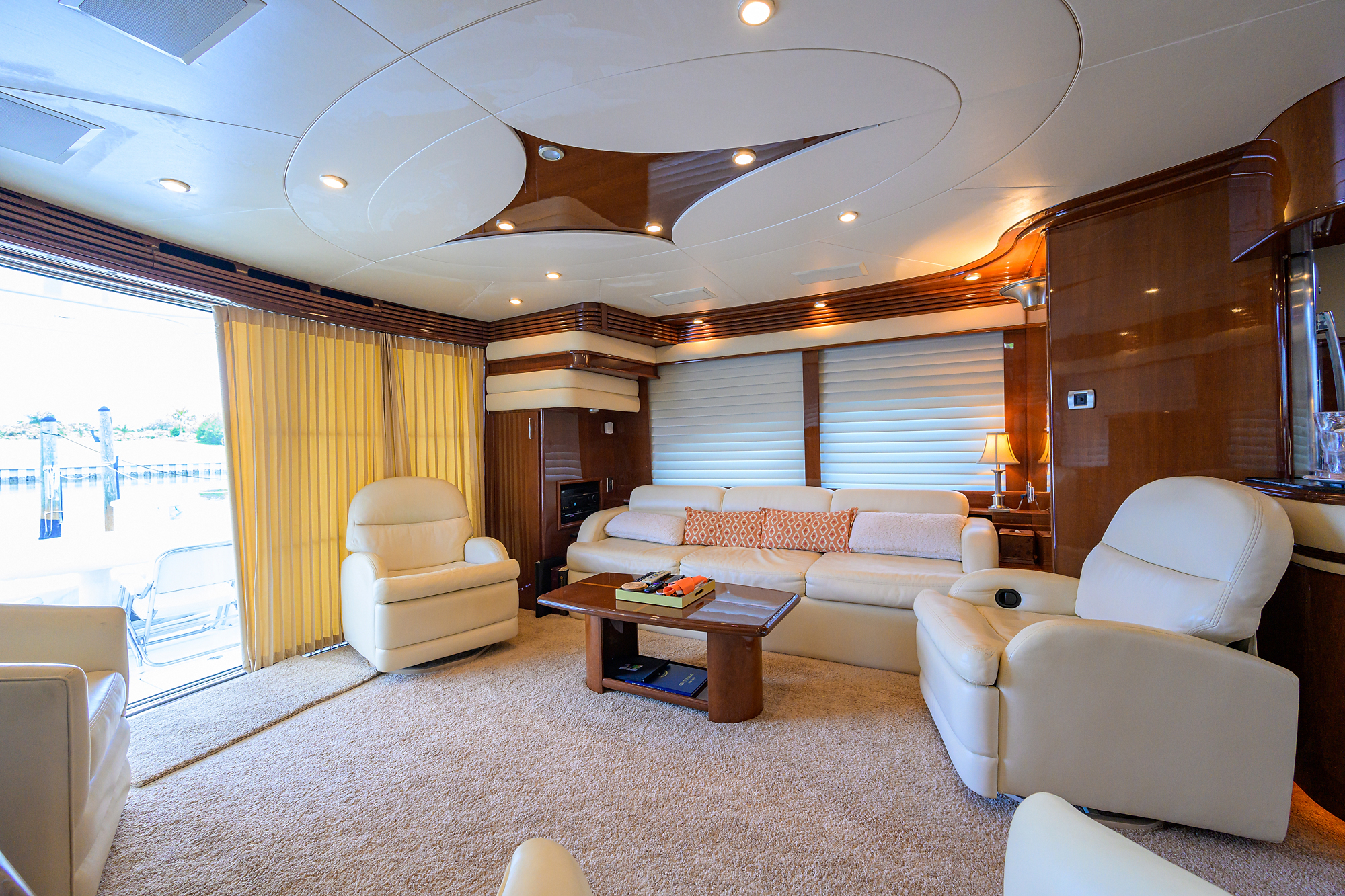 Vol Aboard yacht photo 68