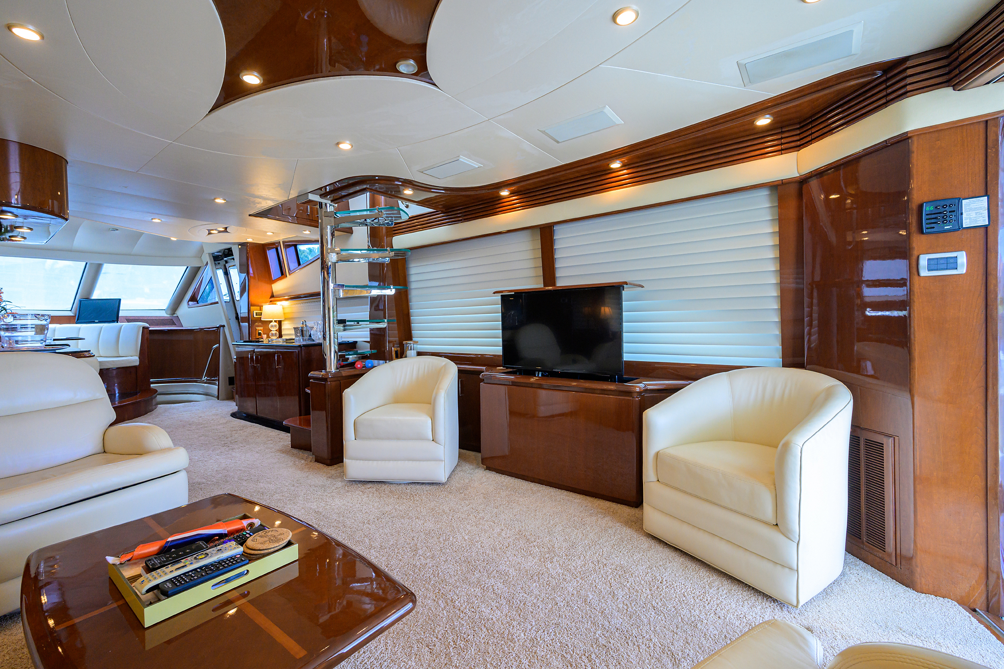 Vol Aboard yacht photo 71