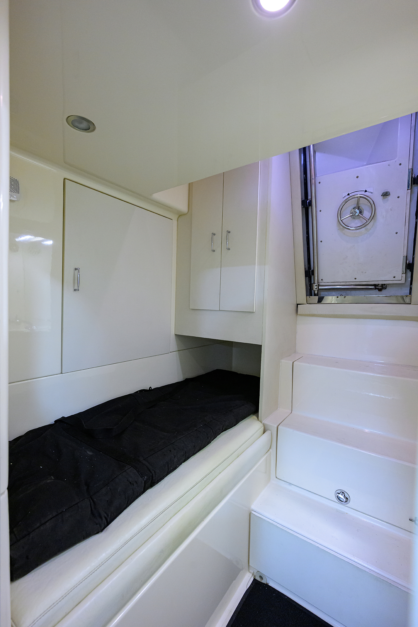 Vol Aboard yacht photo 117