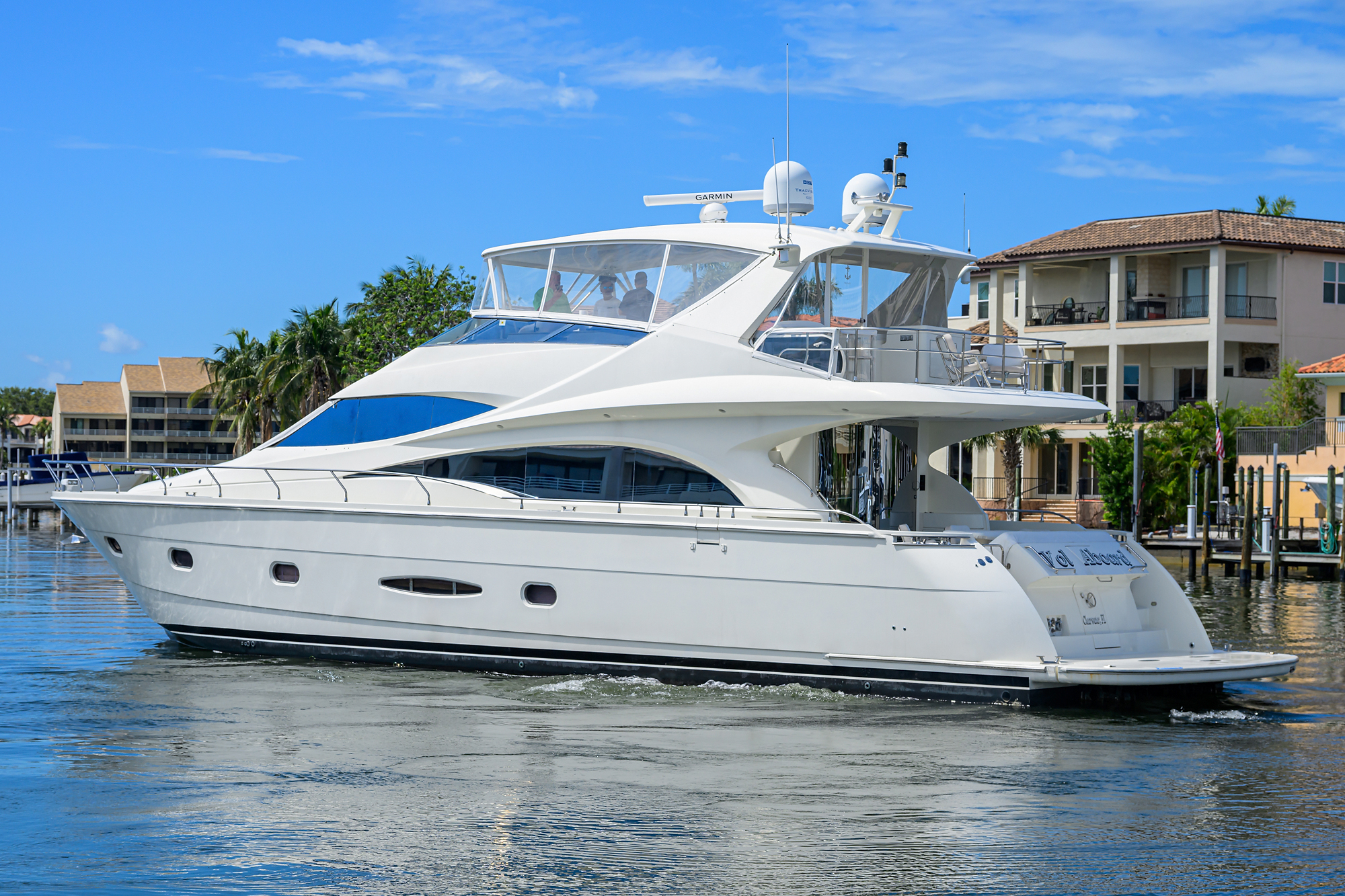 Vol Aboard yacht photo 10
