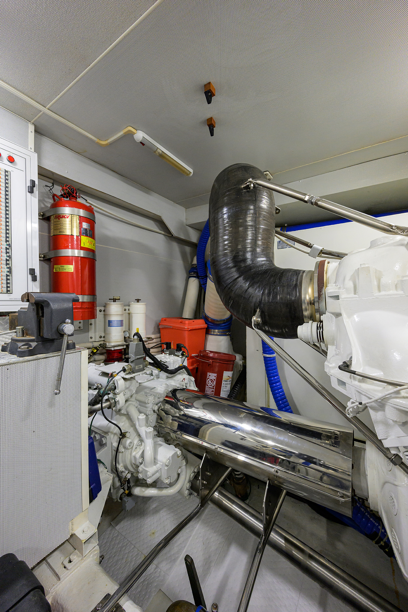 Vol Aboard yacht photo 61